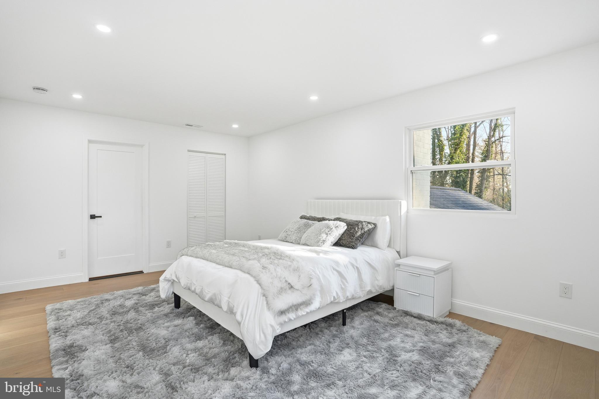 COBBDALE - Residential