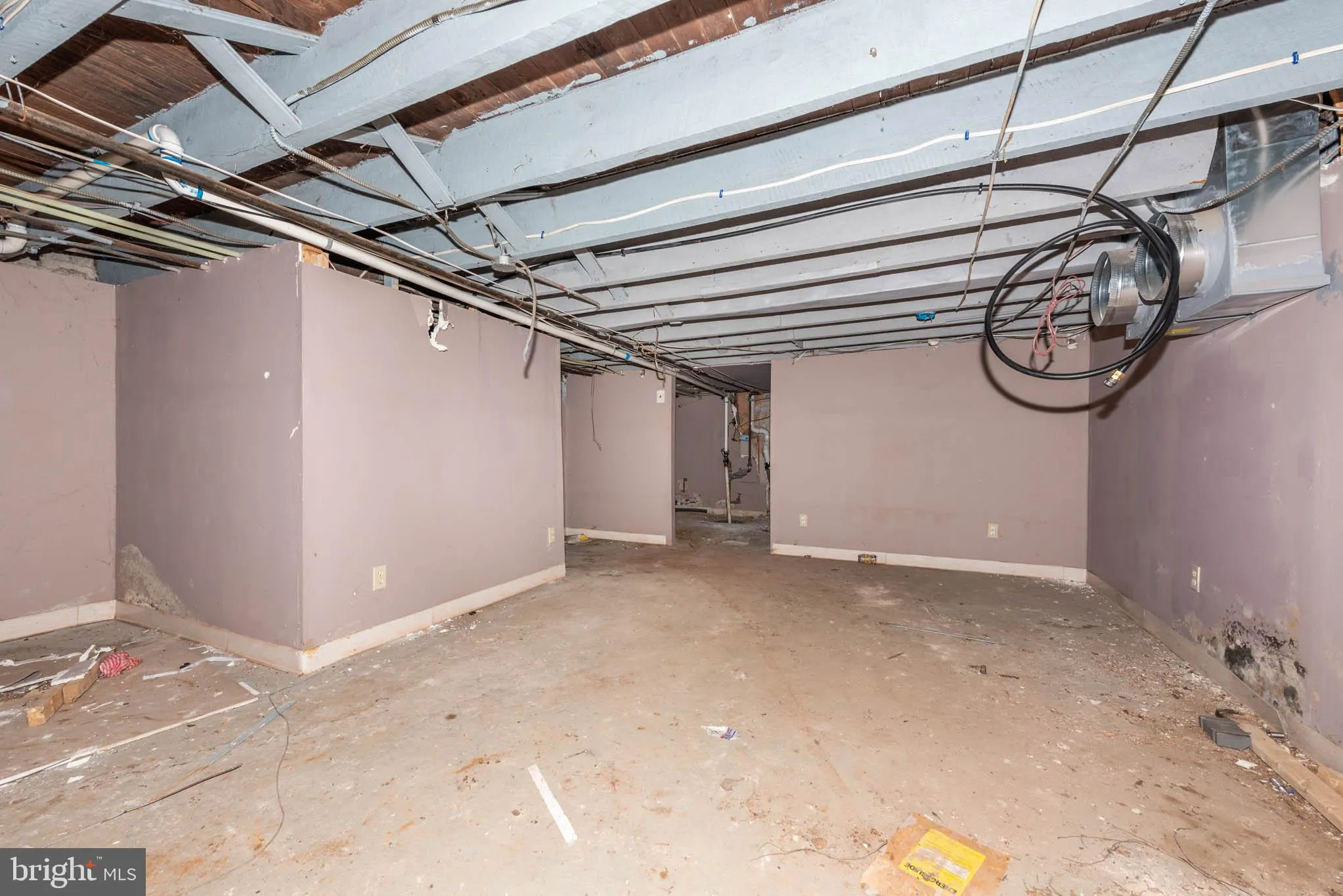 Baltimore, Maryland 21215, United States, 3 Bedrooms Bedrooms, ,1 BathroomBathrooms,Residential,Pending,14586