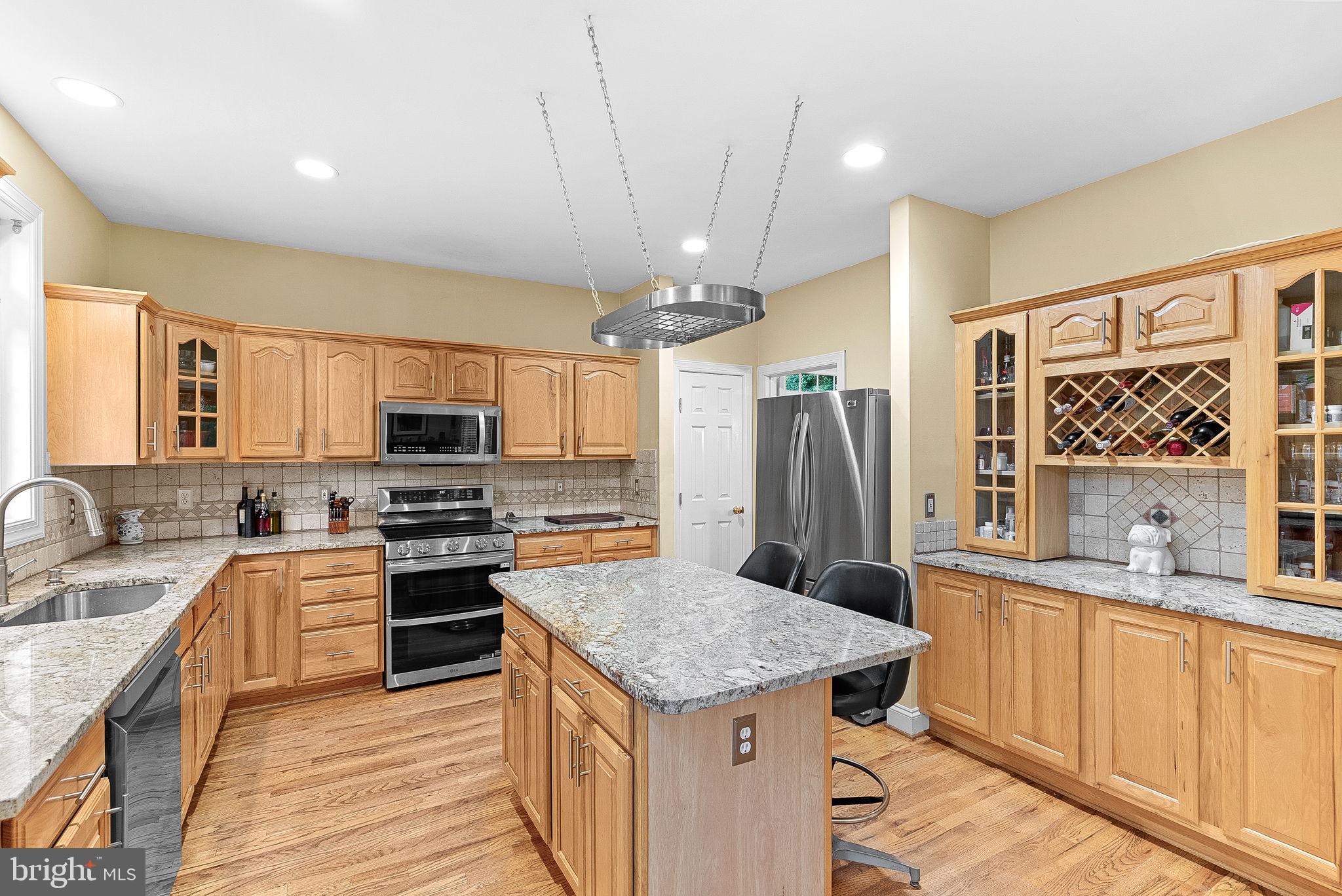 BLACK OAK - Residential