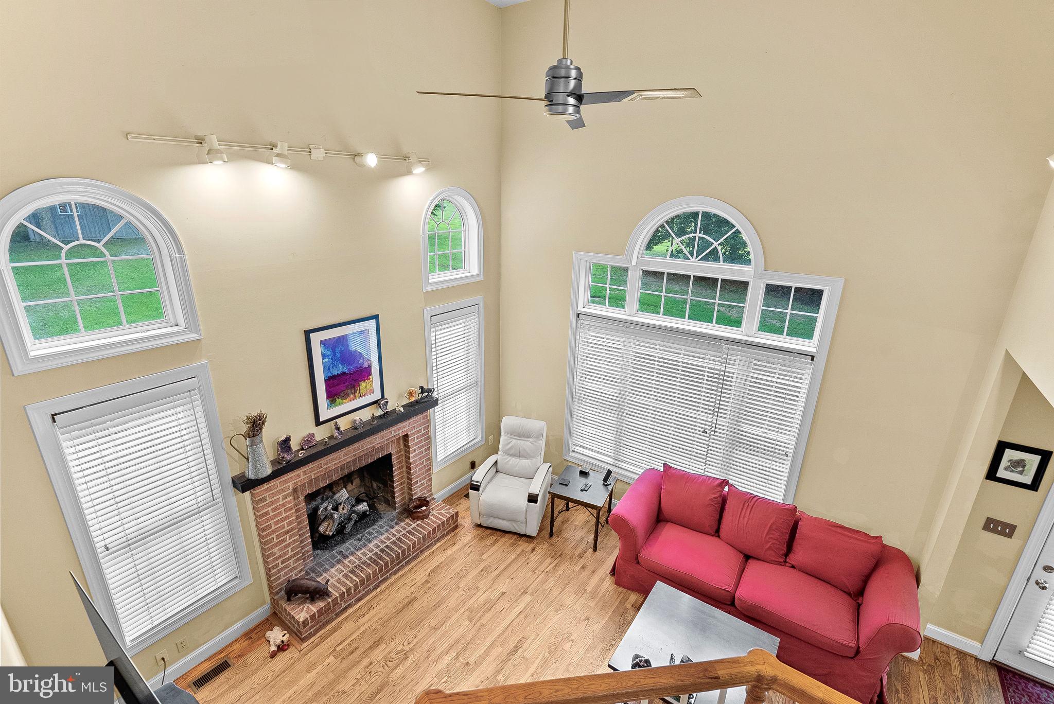 BLACK OAK - Residential