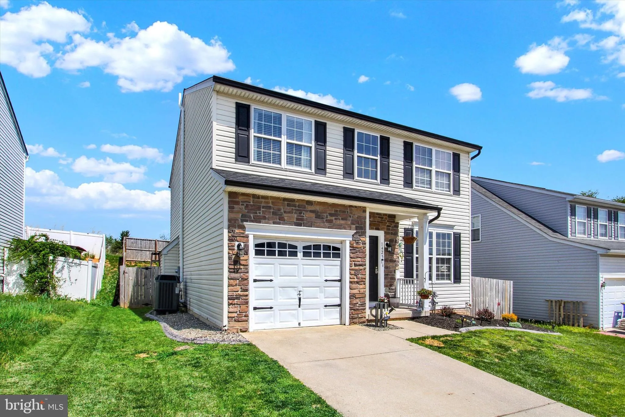 Hanover, Pennsylvania 17331, United States, 4 Bedrooms Bedrooms, ,4 BathroomsBathrooms,Residential,Active,121036