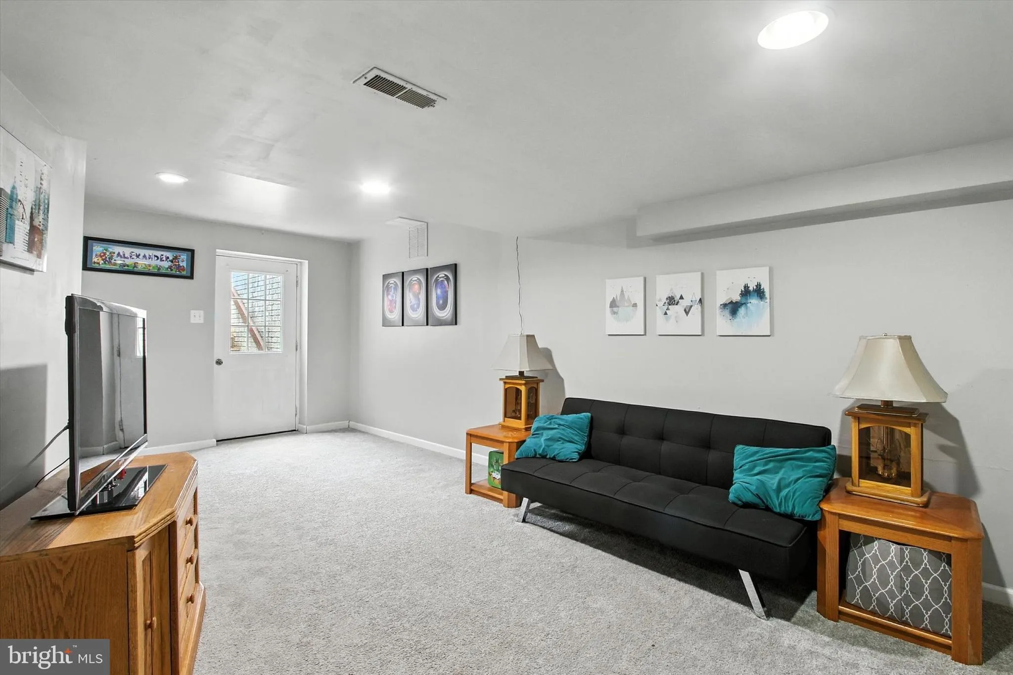 Hanover, Pennsylvania 17331, United States, 4 Bedrooms Bedrooms, ,4 BathroomsBathrooms,Residential,Active,121036