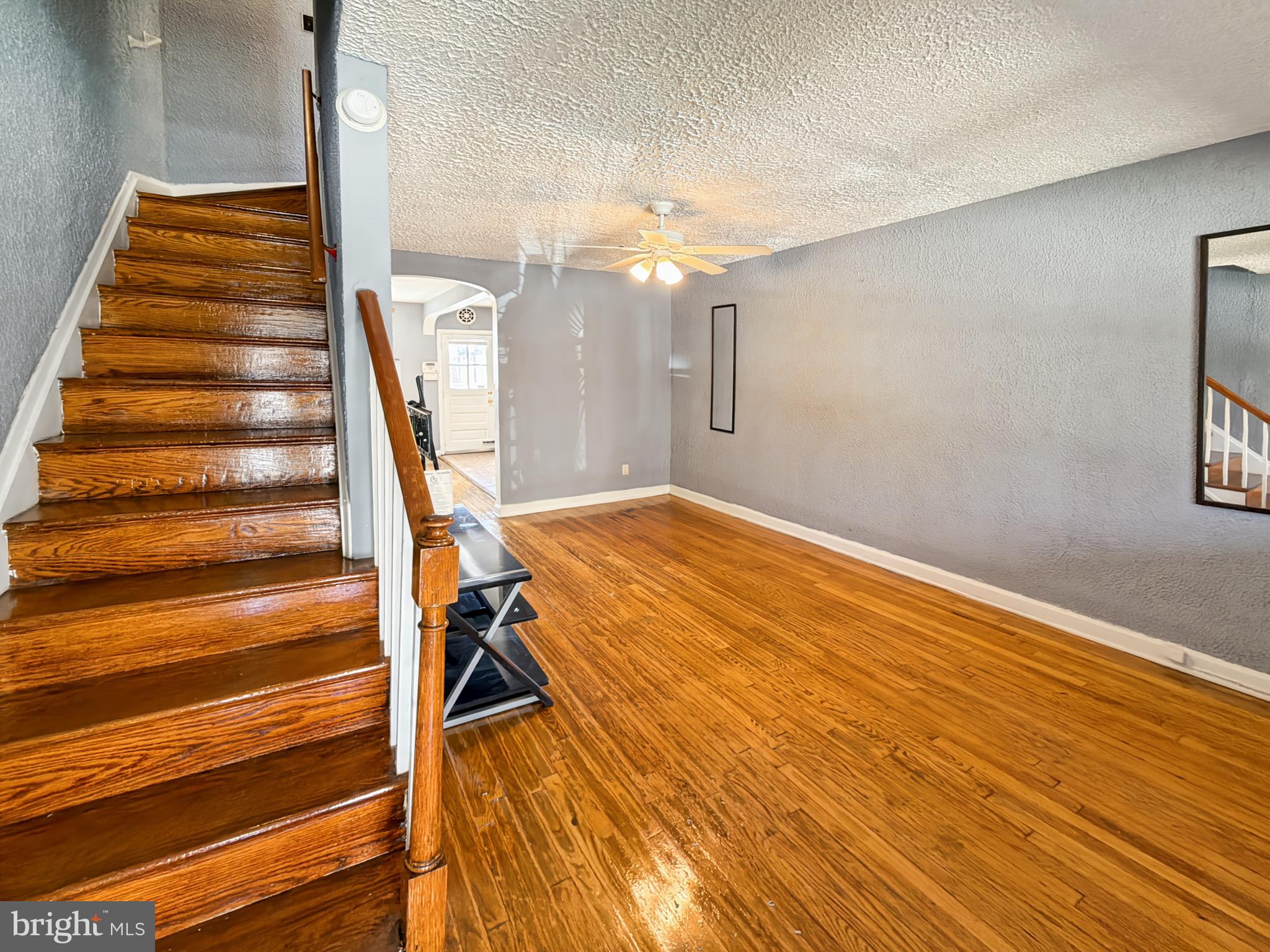 BROADWAY EAST - Residential