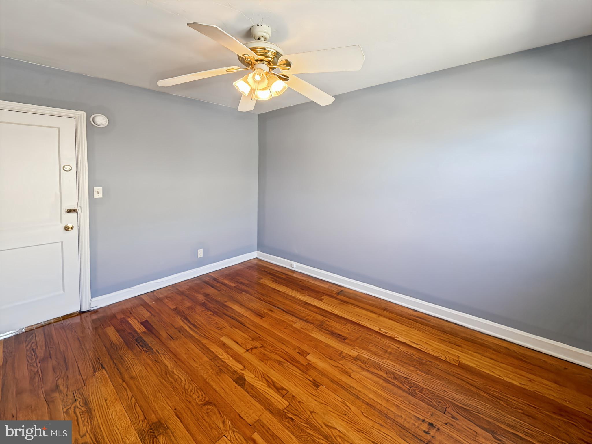 BROADWAY EAST - Residential