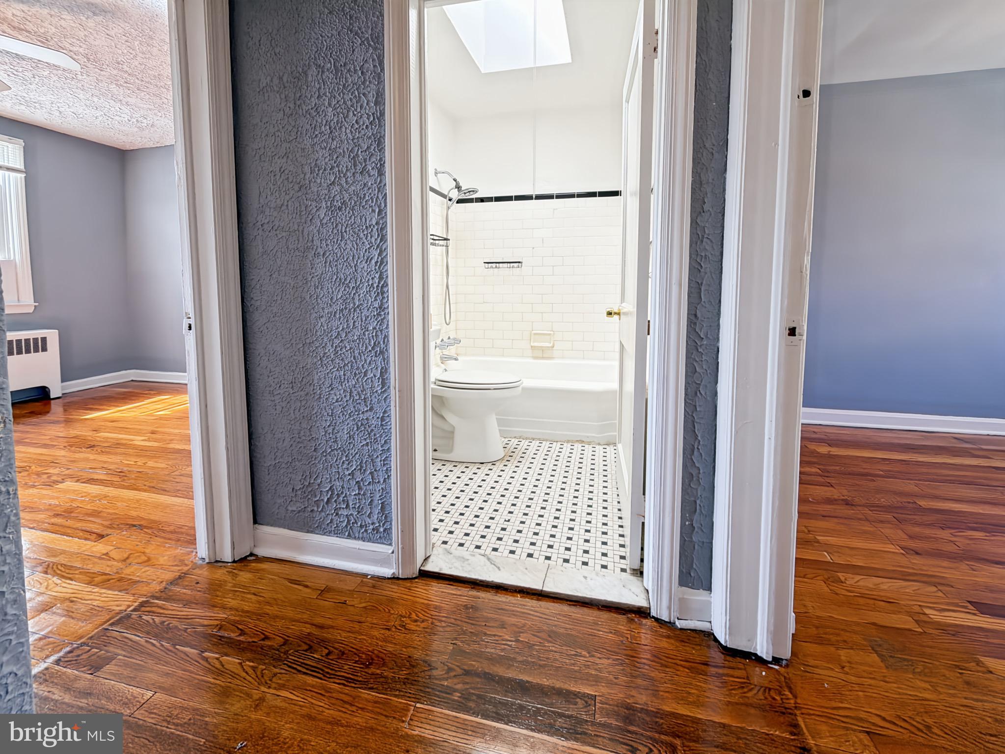 BROADWAY EAST - Residential