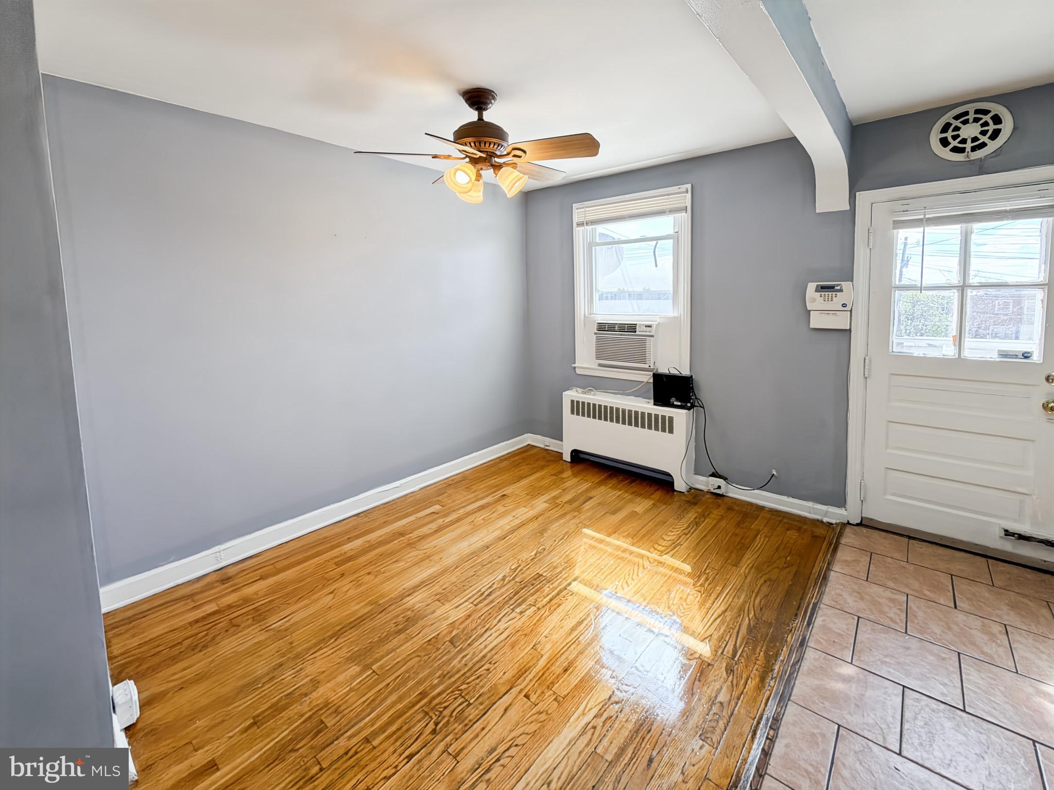 BROADWAY EAST - Residential