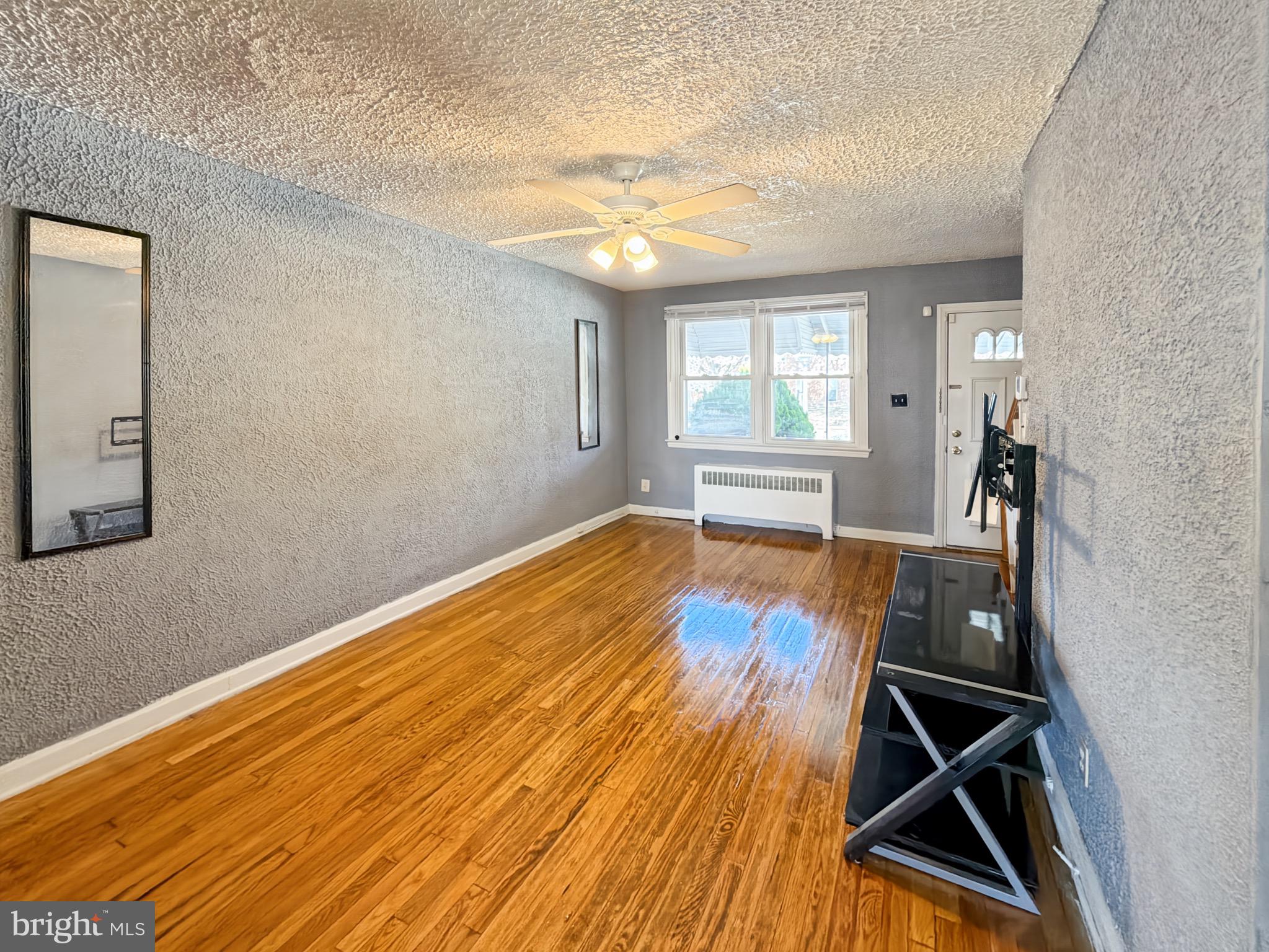 BROADWAY EAST - Residential