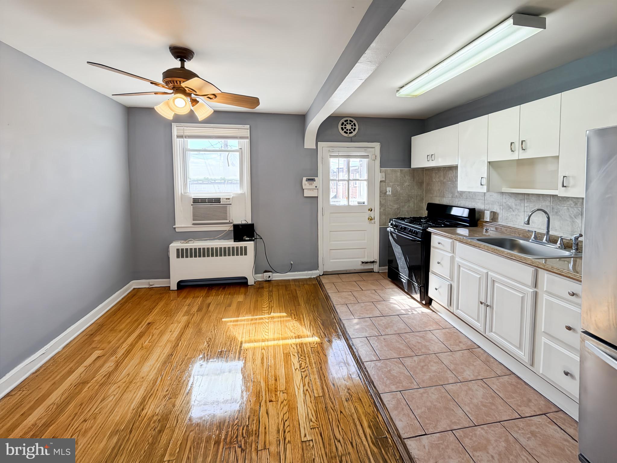 BROADWAY EAST - Residential