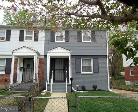 5901 Choctaw Drive, Oxon Hill, MD MLS: MDPG2147658