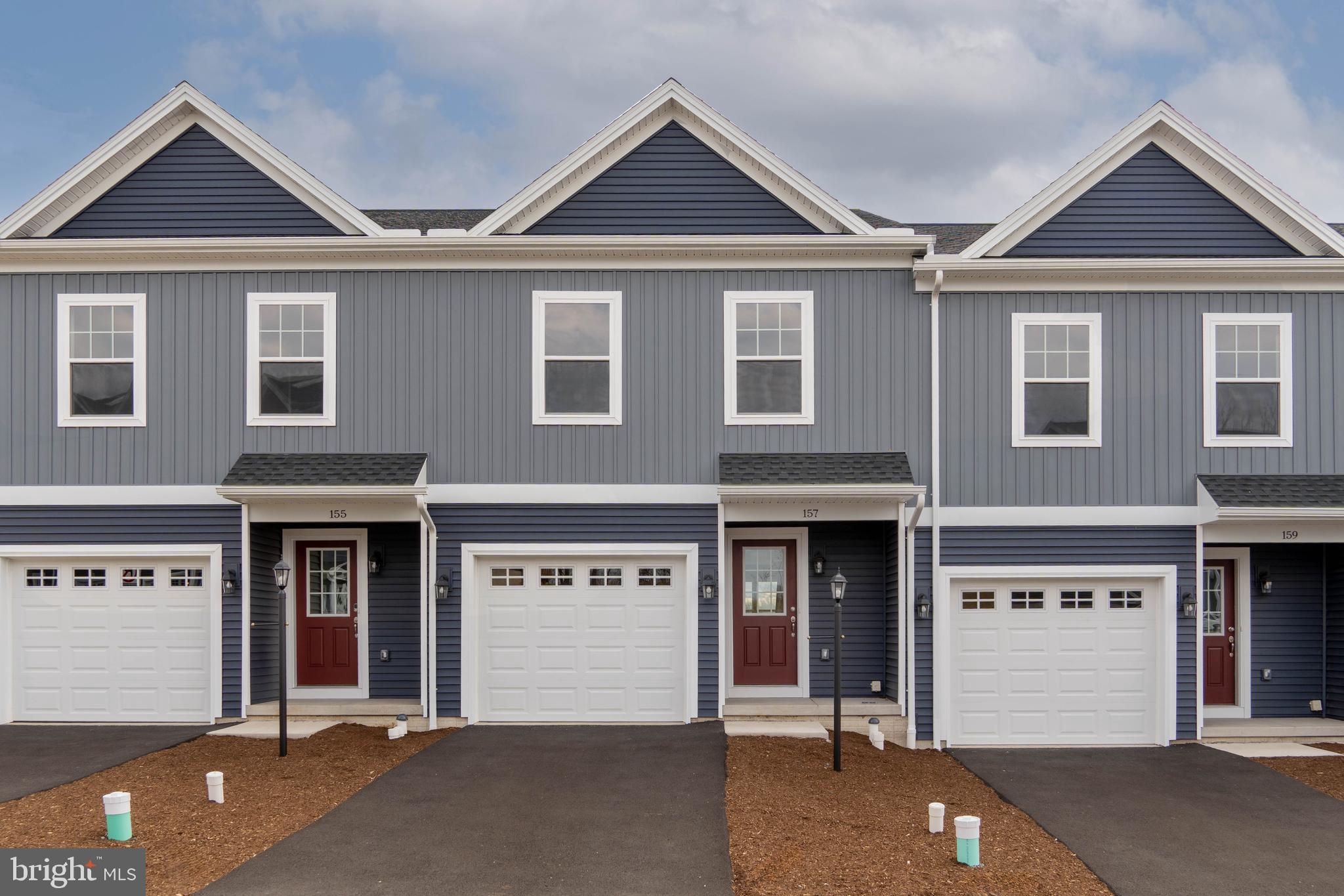 New construction townhome for sale in Steeplechase! Luxurious included features throughout.