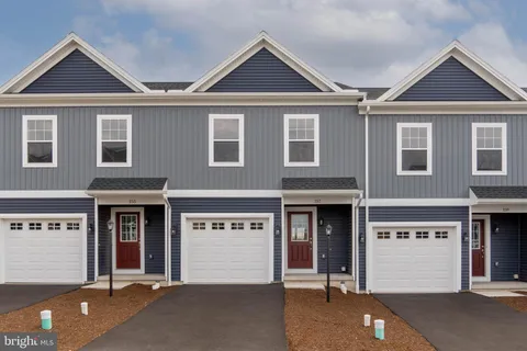 157 Highpoint Park Drive, Pleasant Gap, PA MLS: PACE2511632