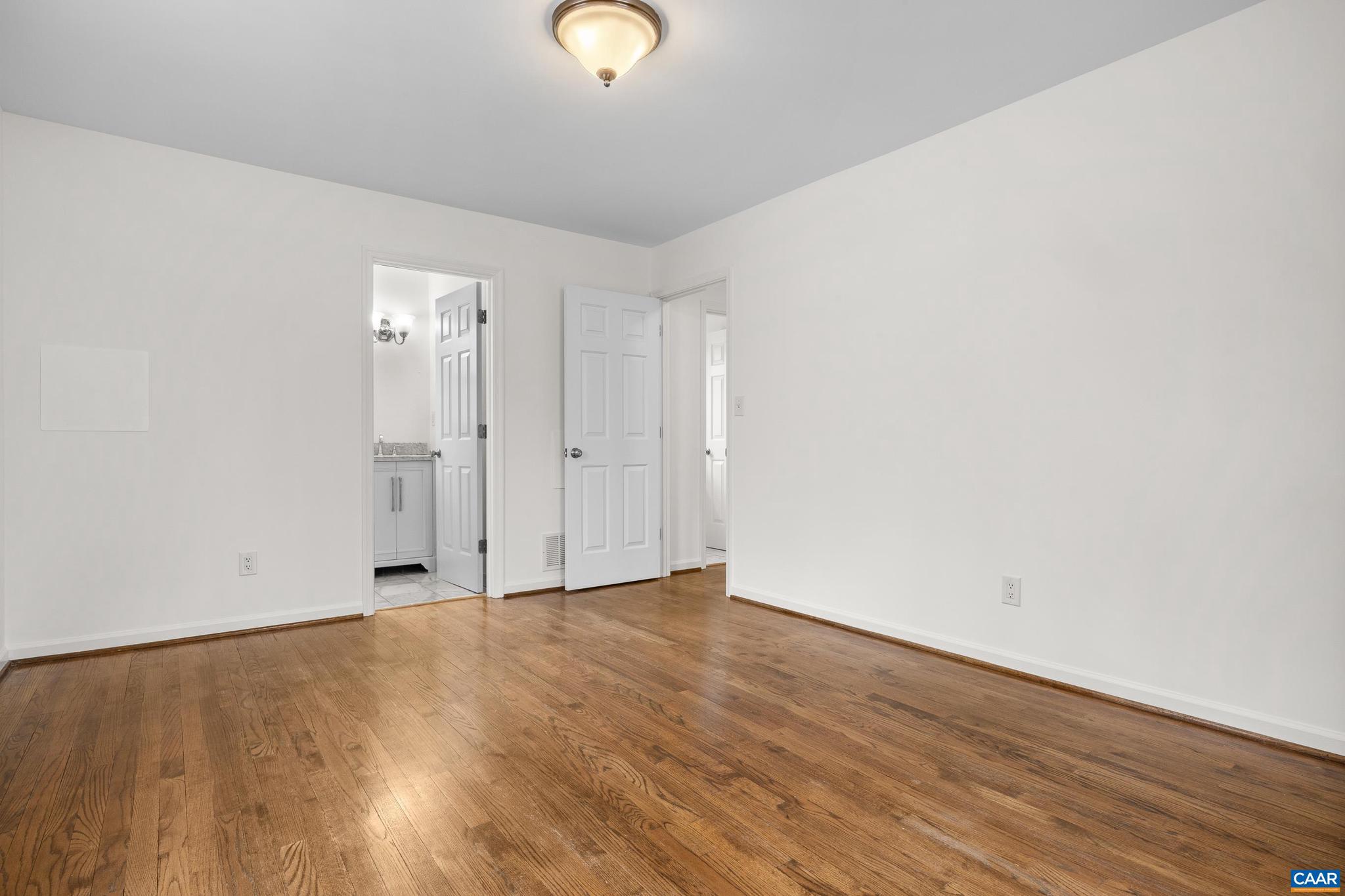 WINDSOR ESTATES - Residential