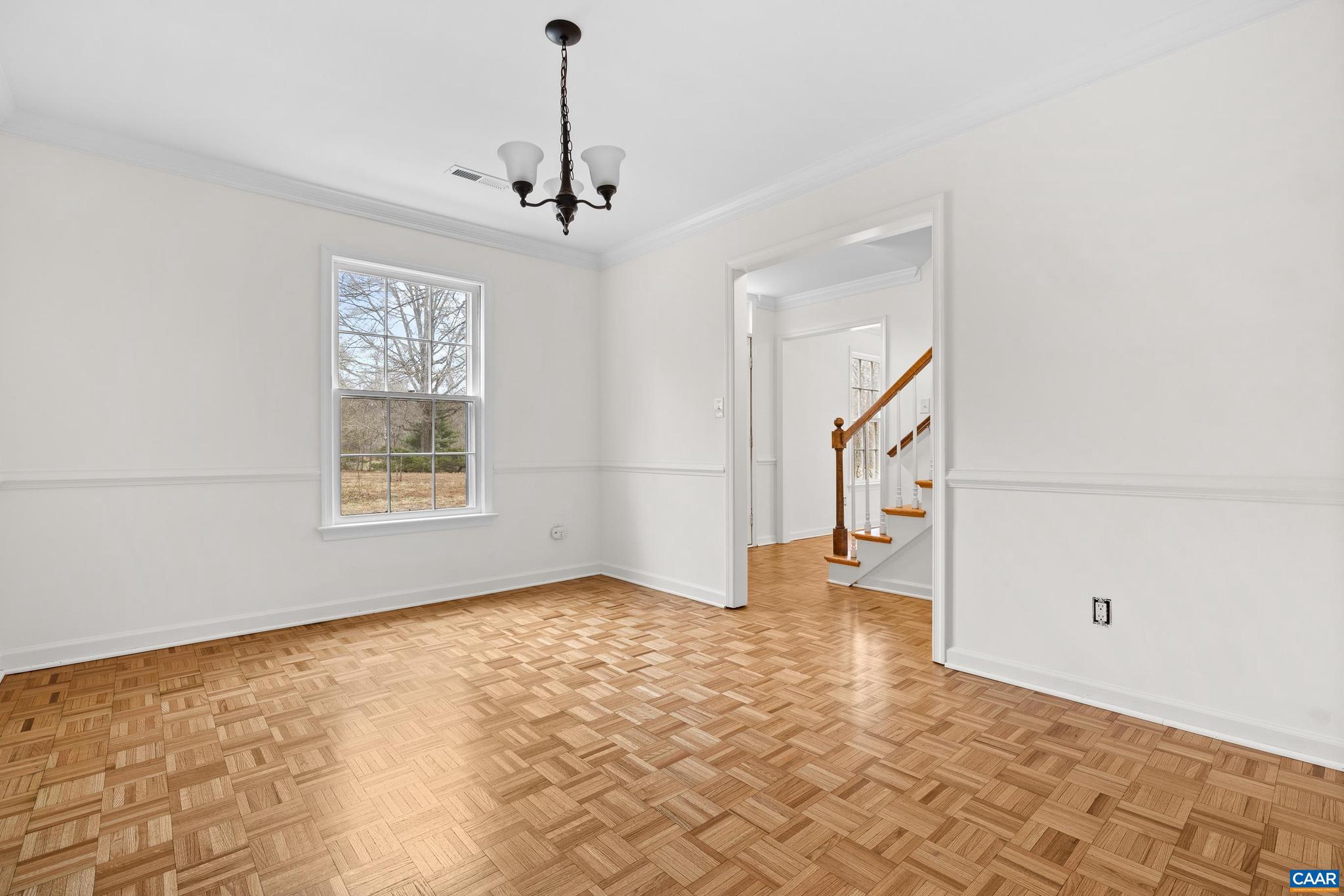 WINDSOR ESTATES - Residential