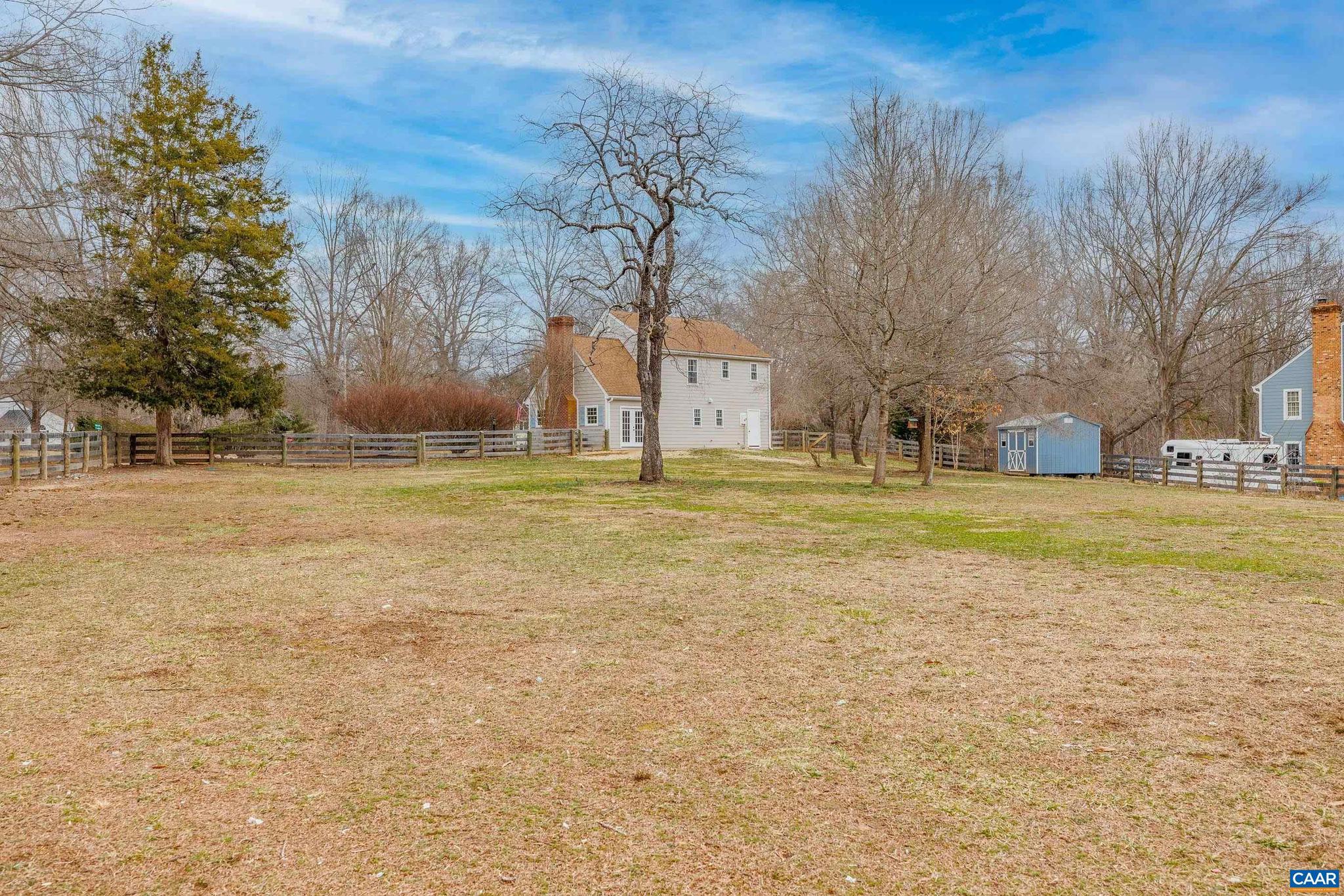 WINDSOR ESTATES - Residential