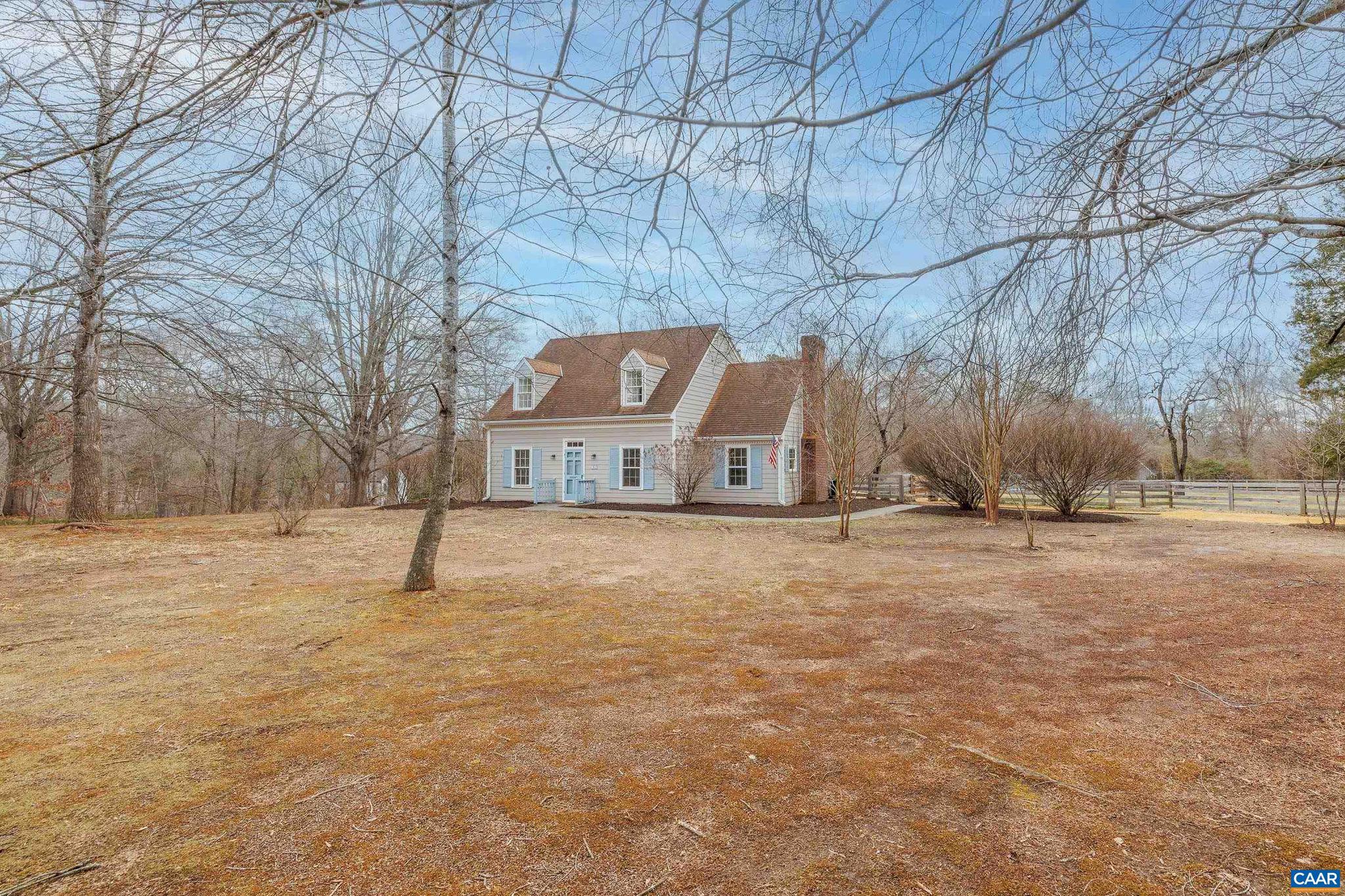 WINDSOR ESTATES - Residential