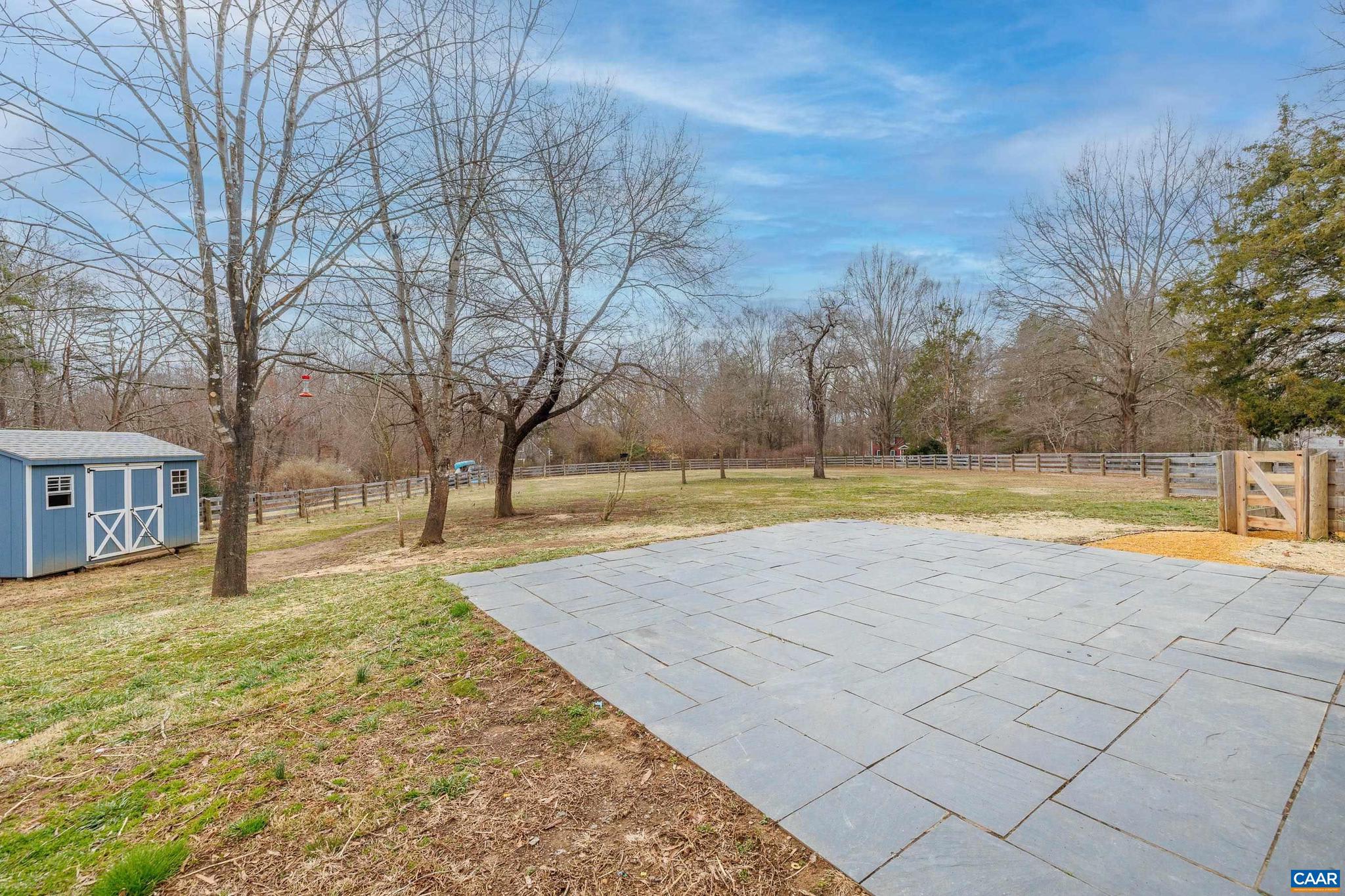 WINDSOR ESTATES - Residential