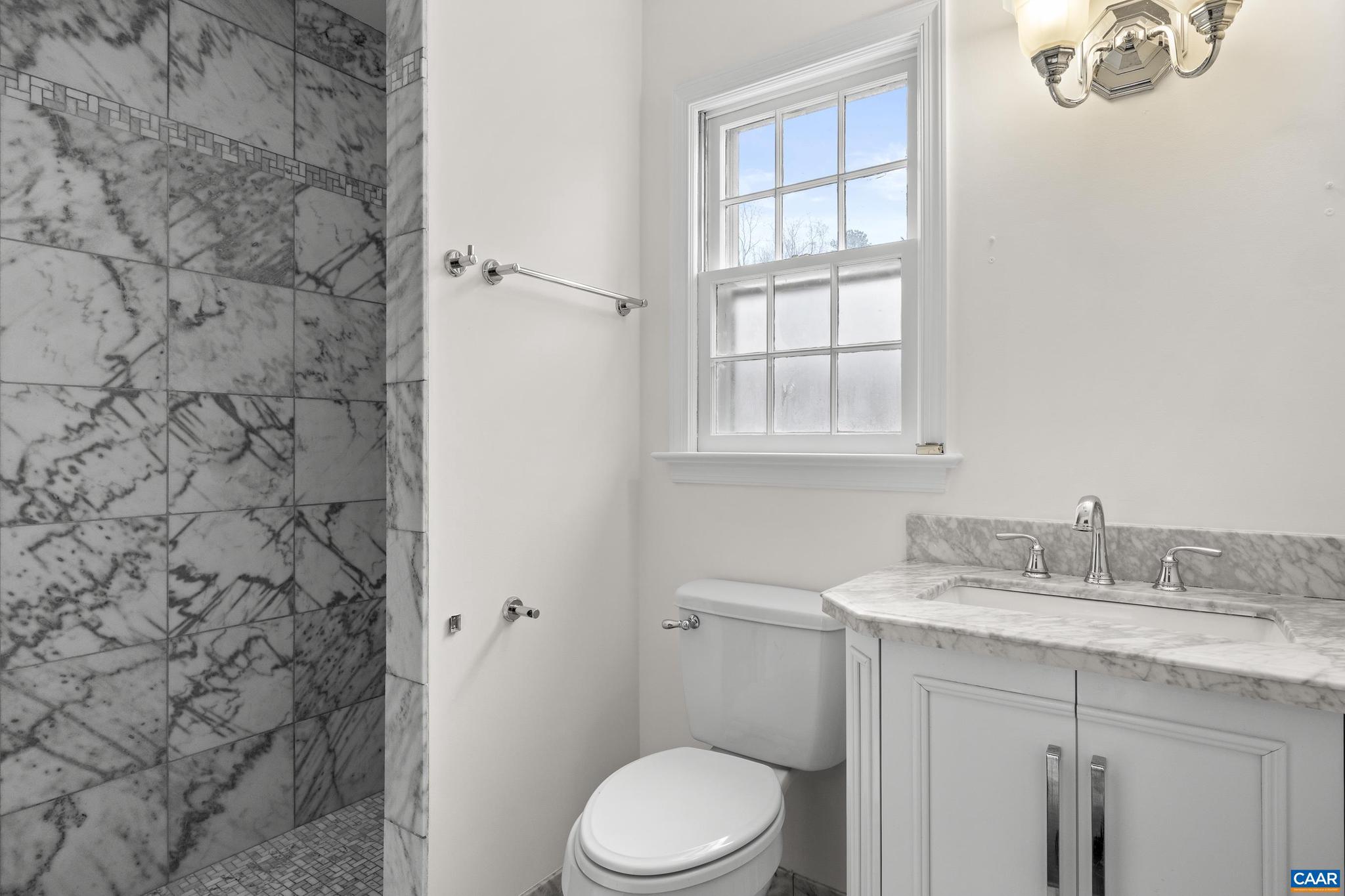 WINDSOR ESTATES - Residential