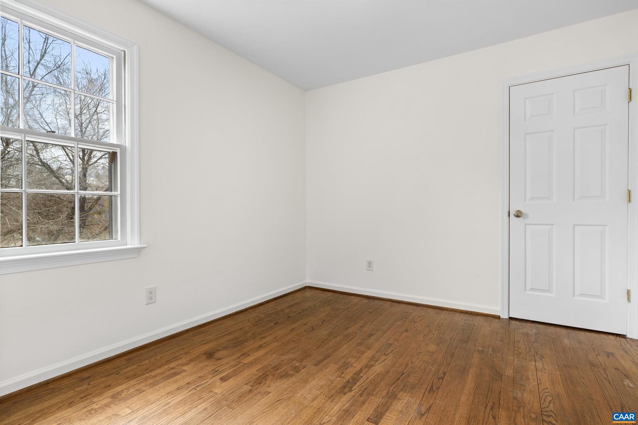 WINDSOR ESTATES - Residential