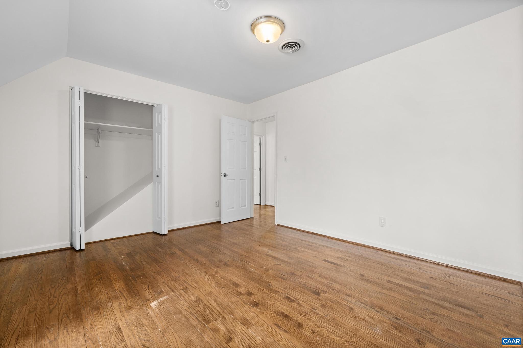 WINDSOR ESTATES - Residential