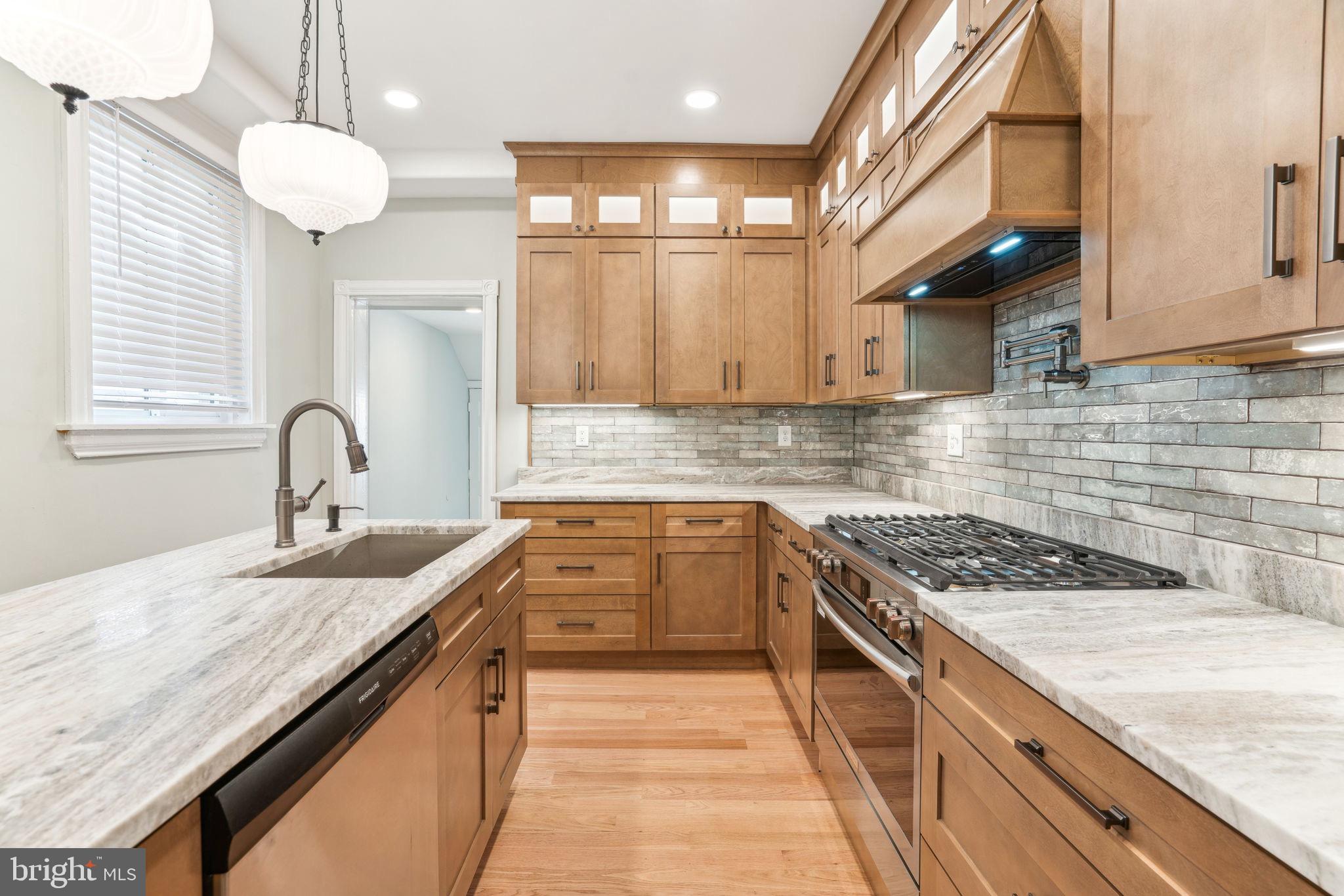 MANAYUNK - Residential