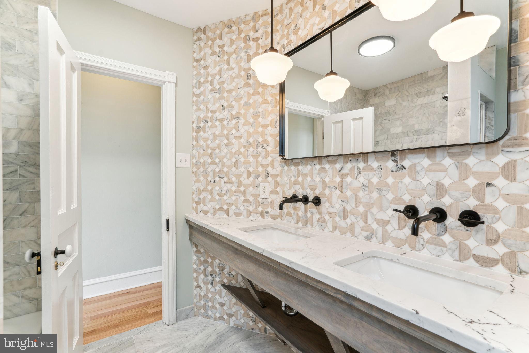 MANAYUNK - Residential