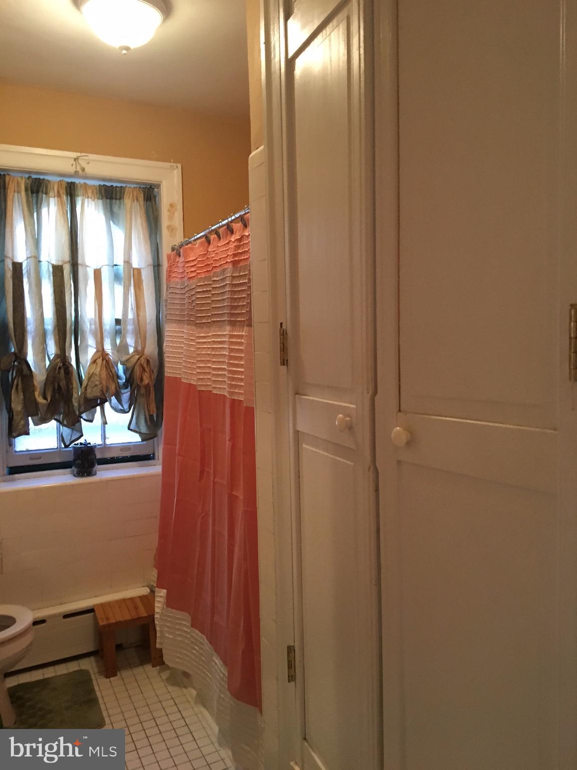 GERMANTOWN - Residential