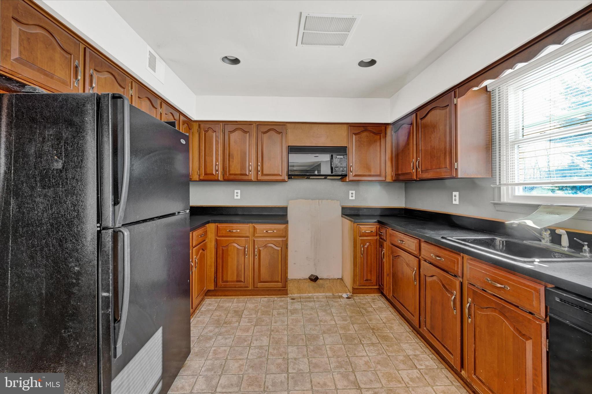 GOSHEN HUNT HILLS - Residential