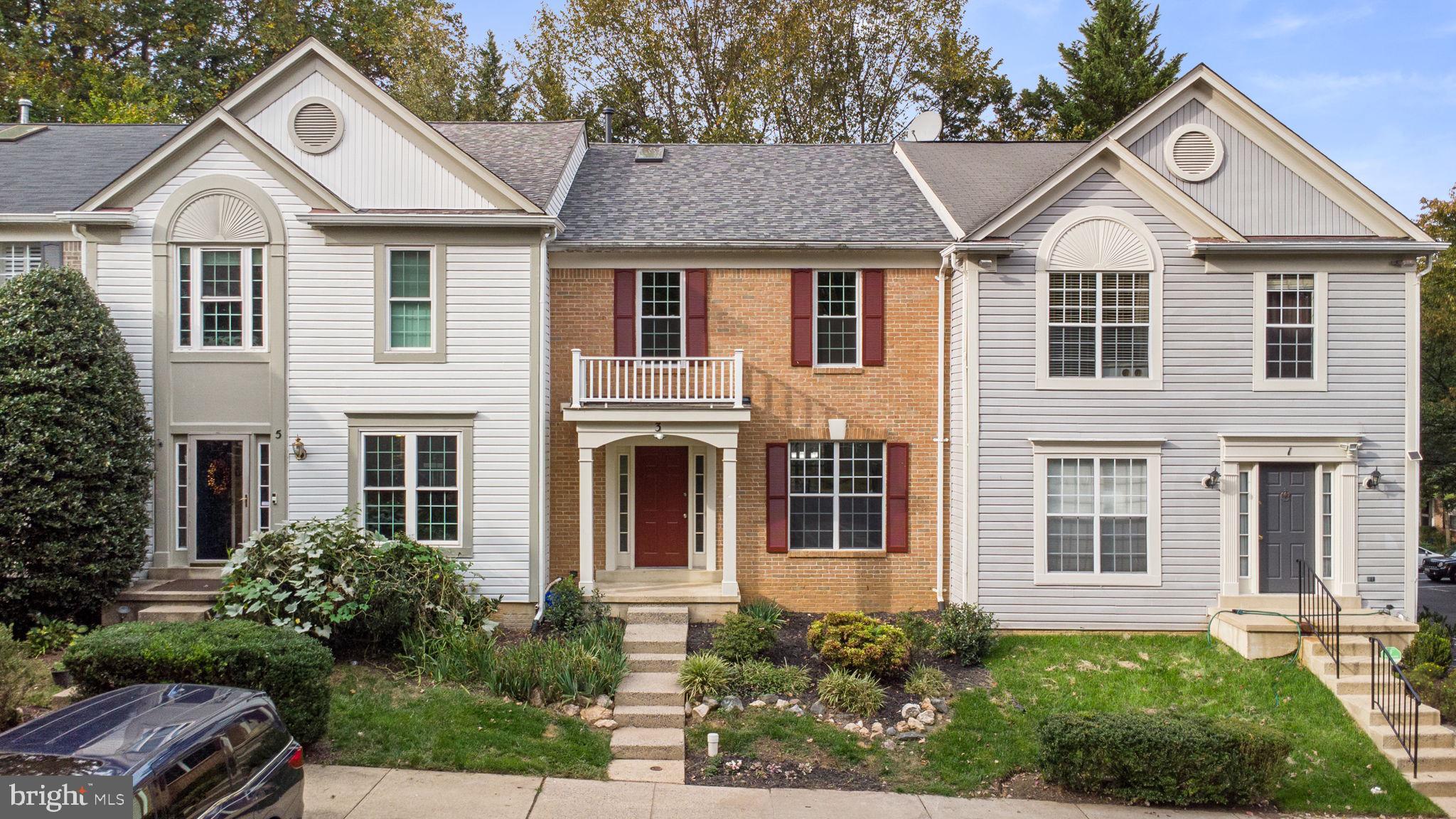 3 FIDDLELEAF COURT