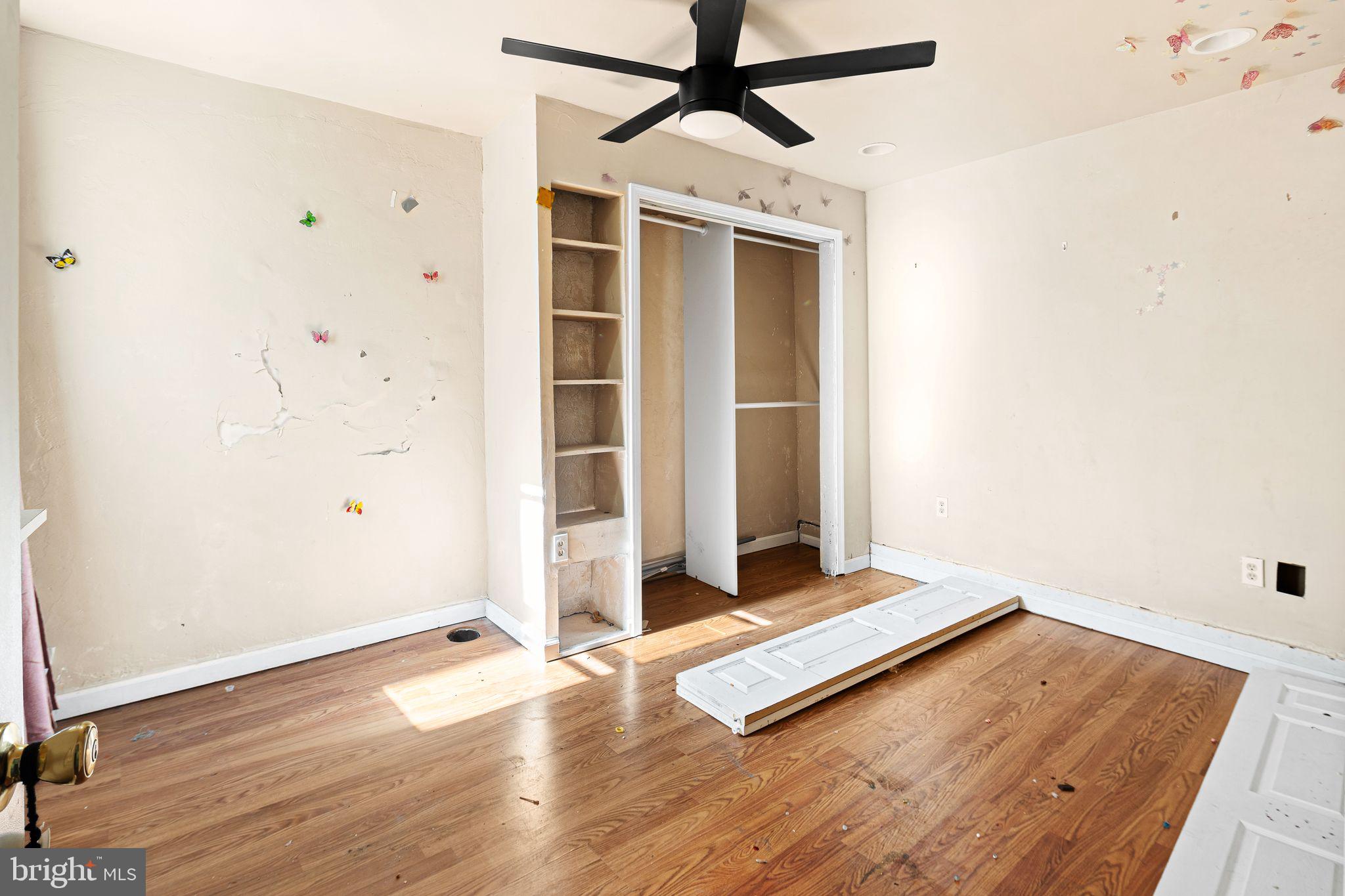 POINT BREEZE - Residential