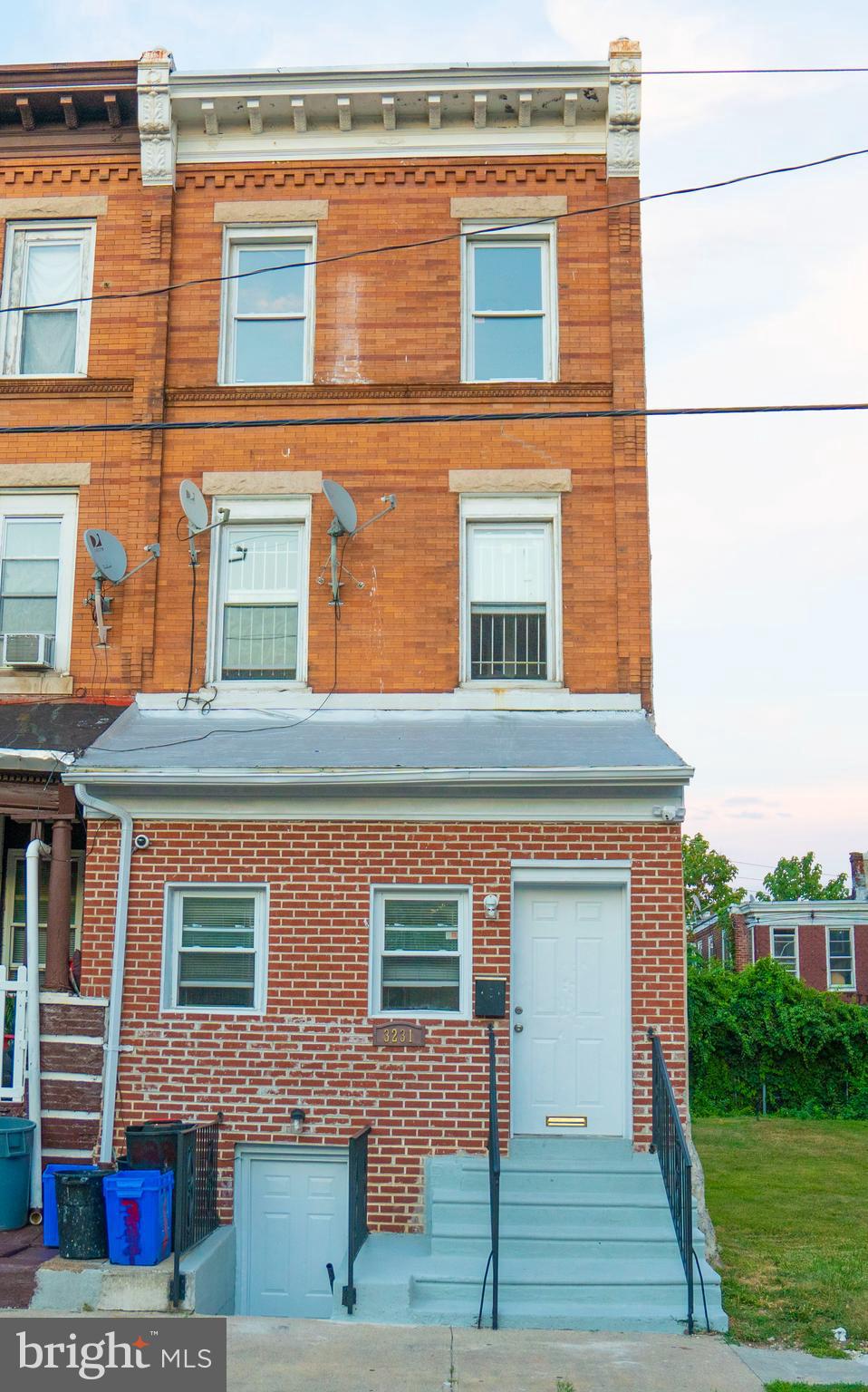 PHILADELPHIA (NORTH) - Residential Lease