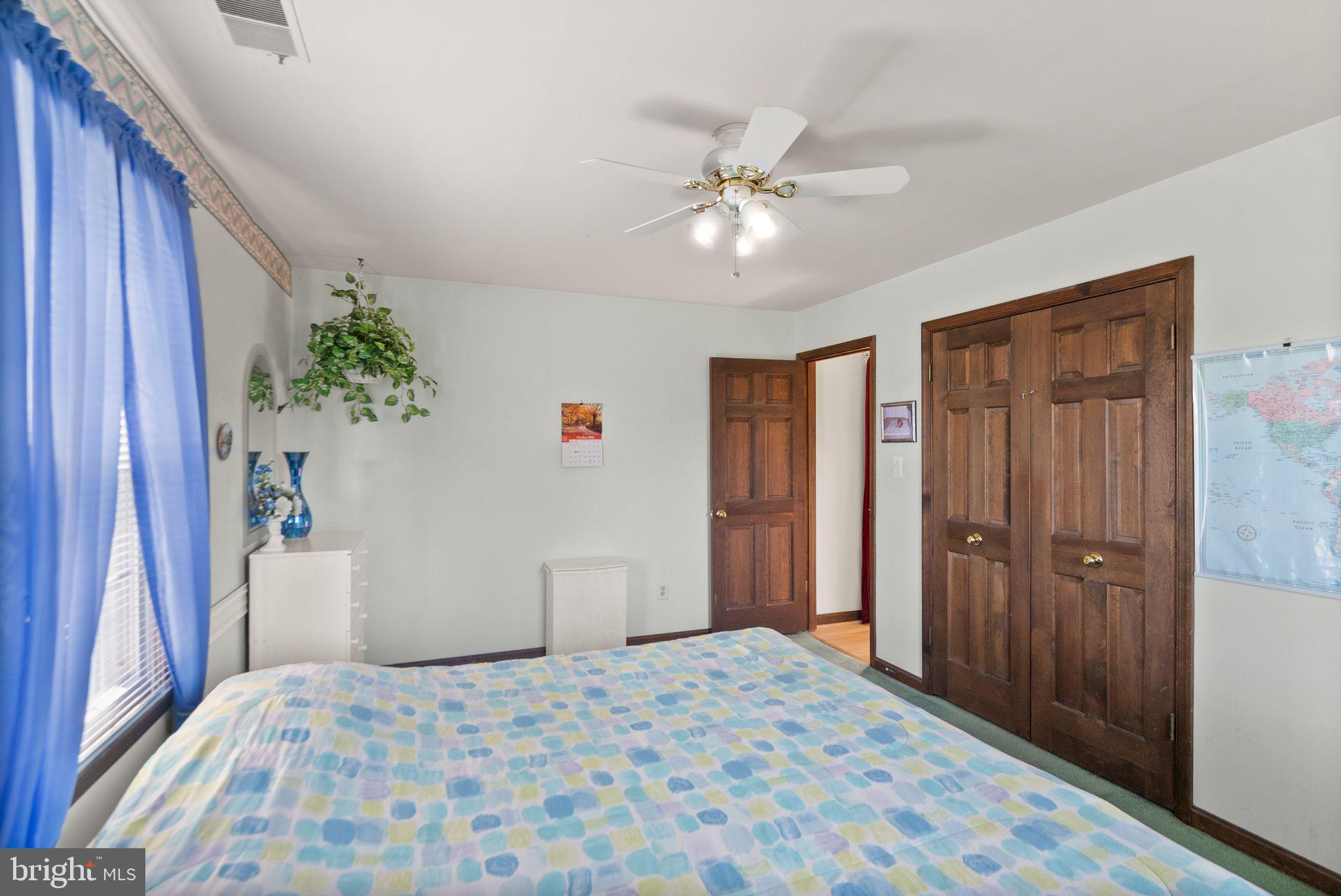 LAKE FAIRFAX PARK ESTATE - Residential