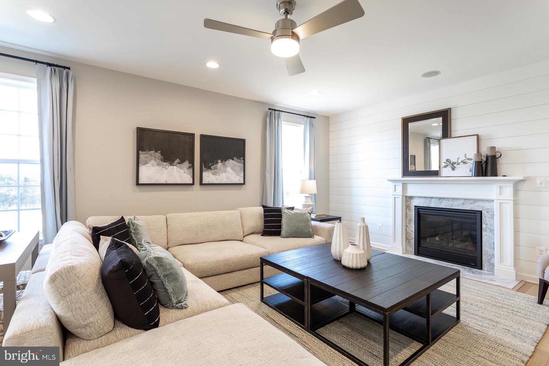 MARTINSBURG STATION - Residential