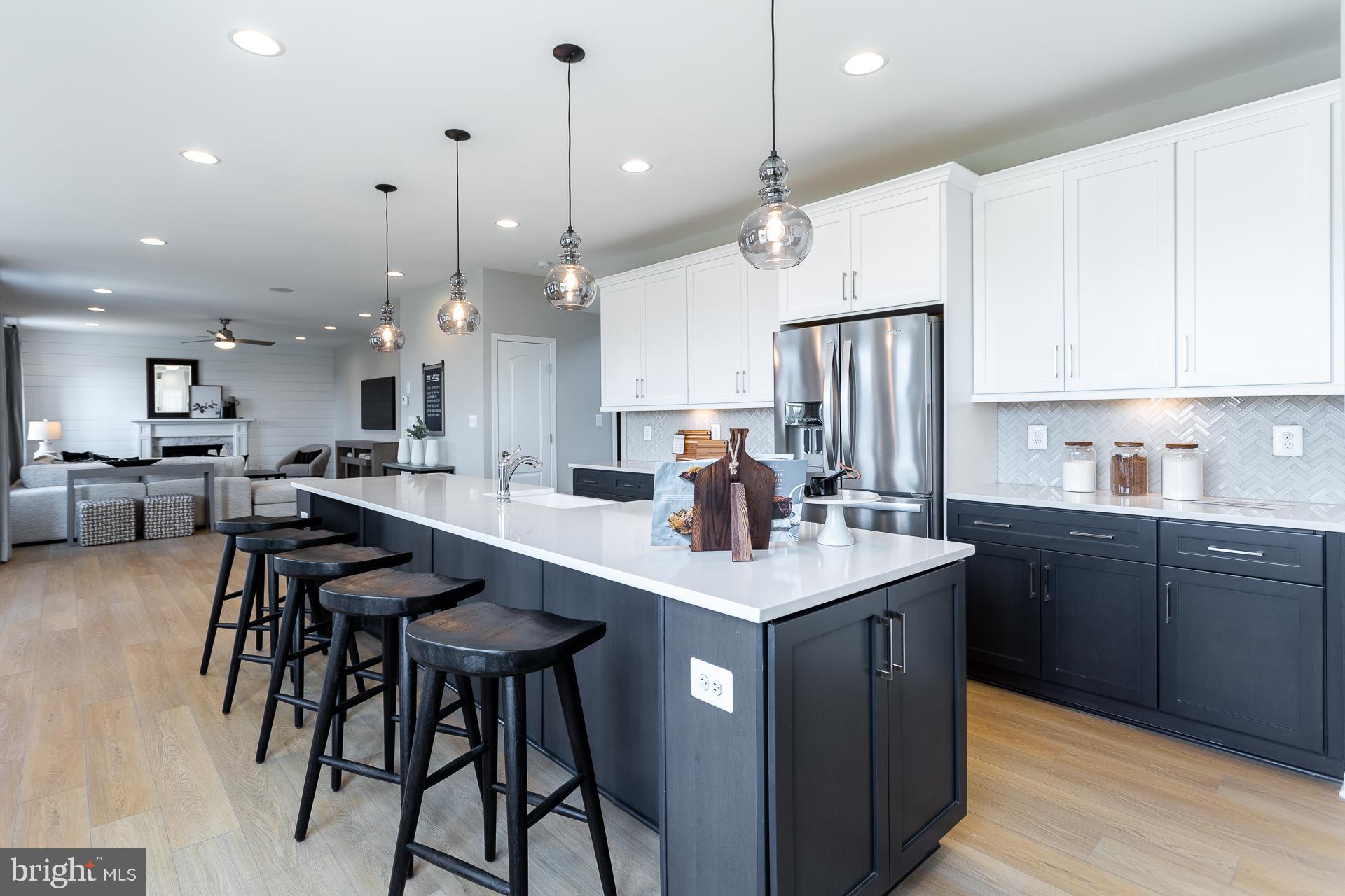 MARTINSBURG STATION - Residential