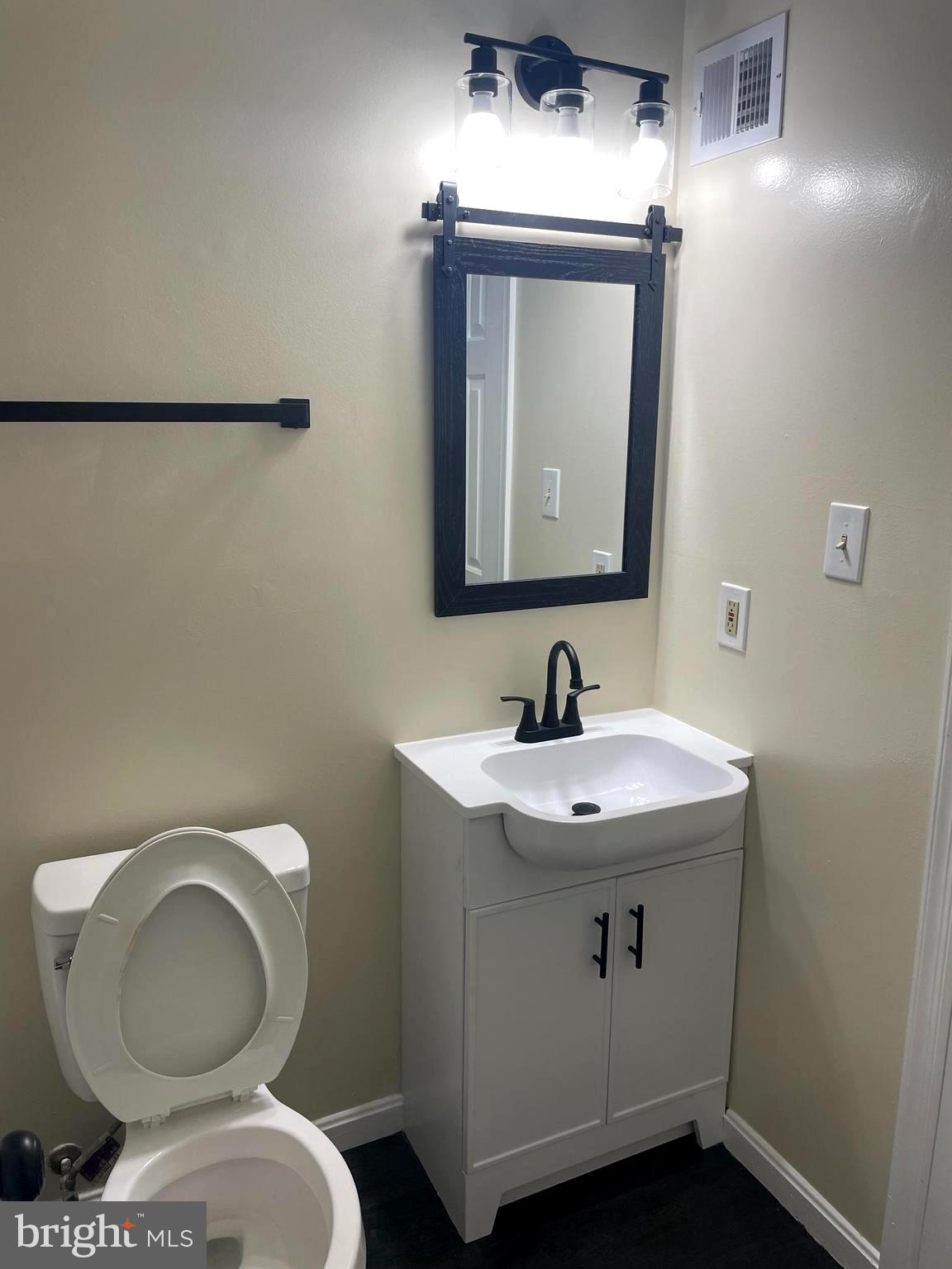 QUAILS RUN - Residential Lease