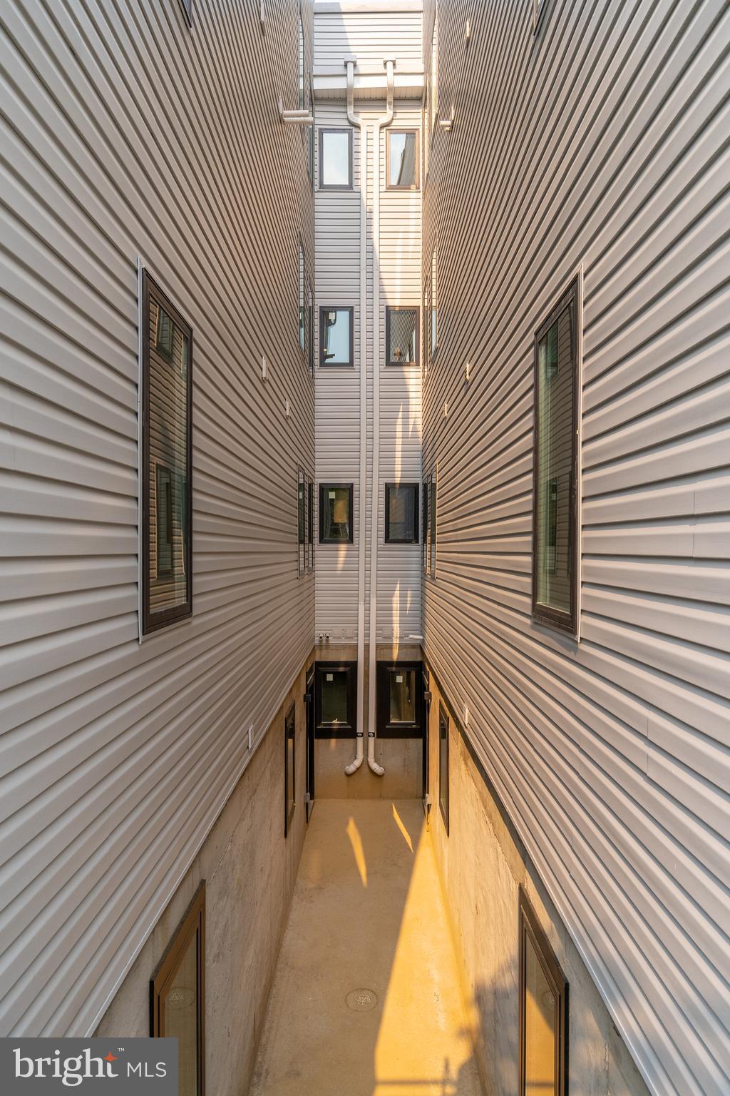 OLDE KENSINGTON - Residential Income