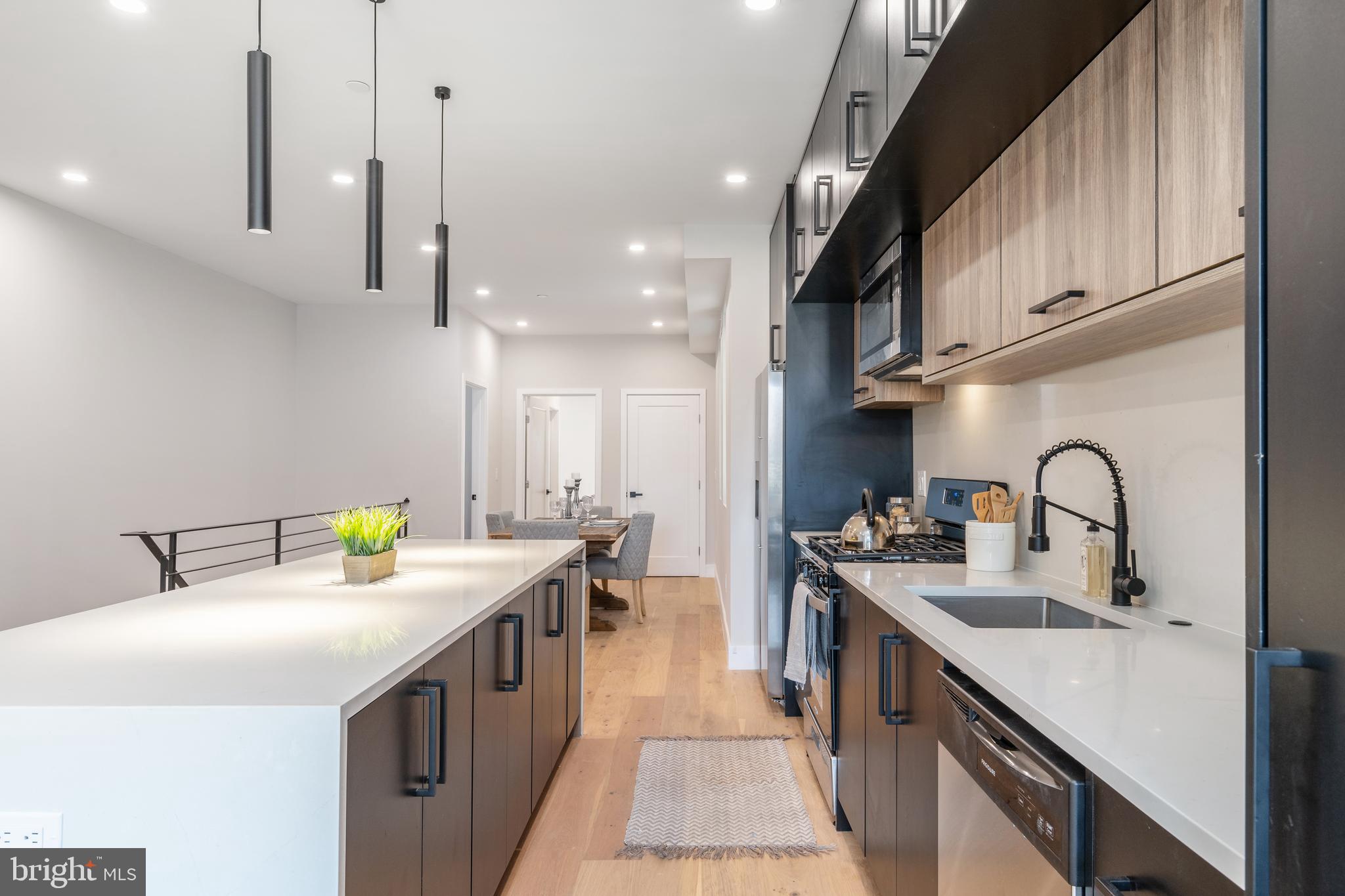 OLDE KENSINGTON - Residential Income