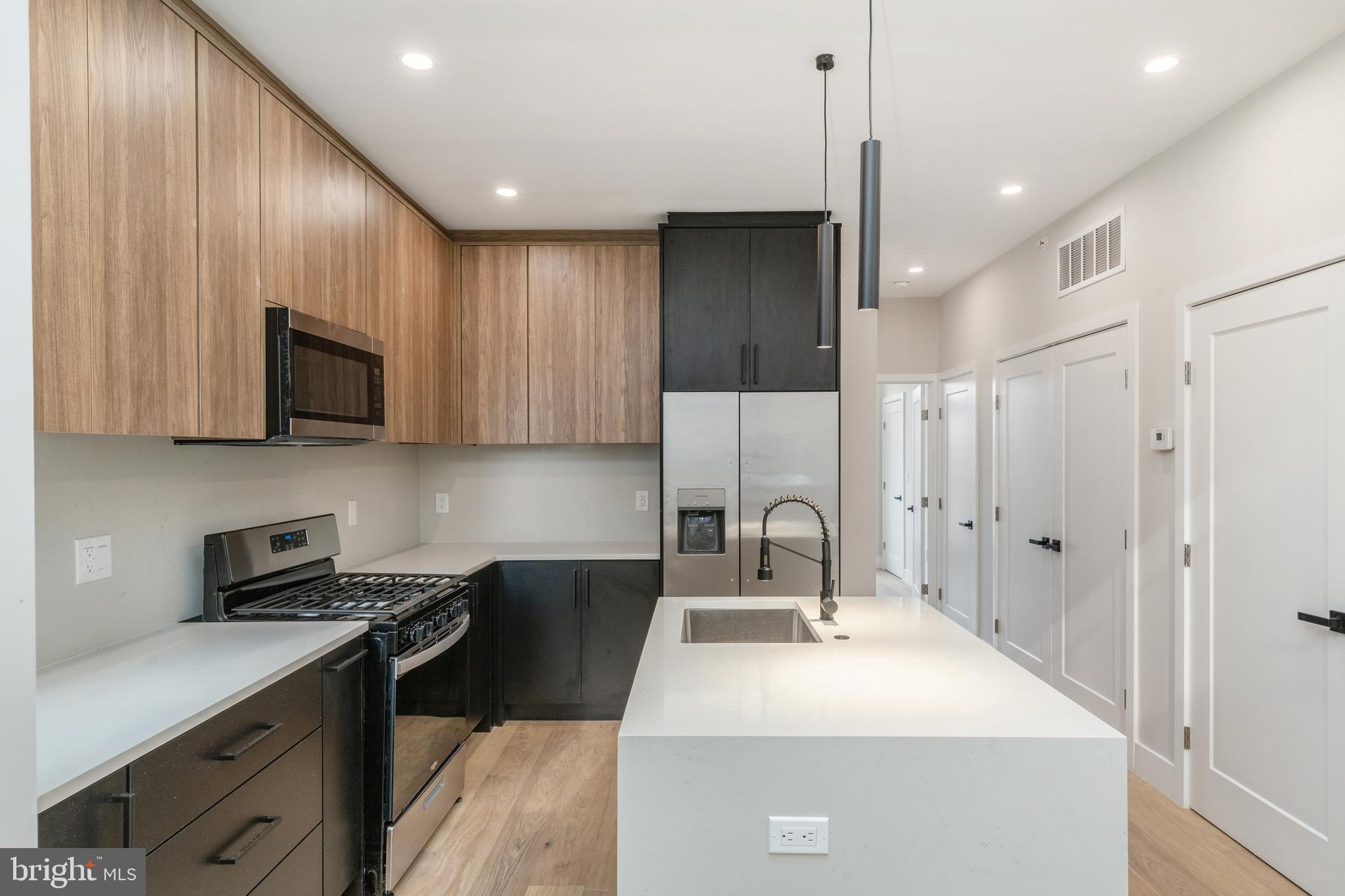 OLDE KENSINGTON - Residential Income