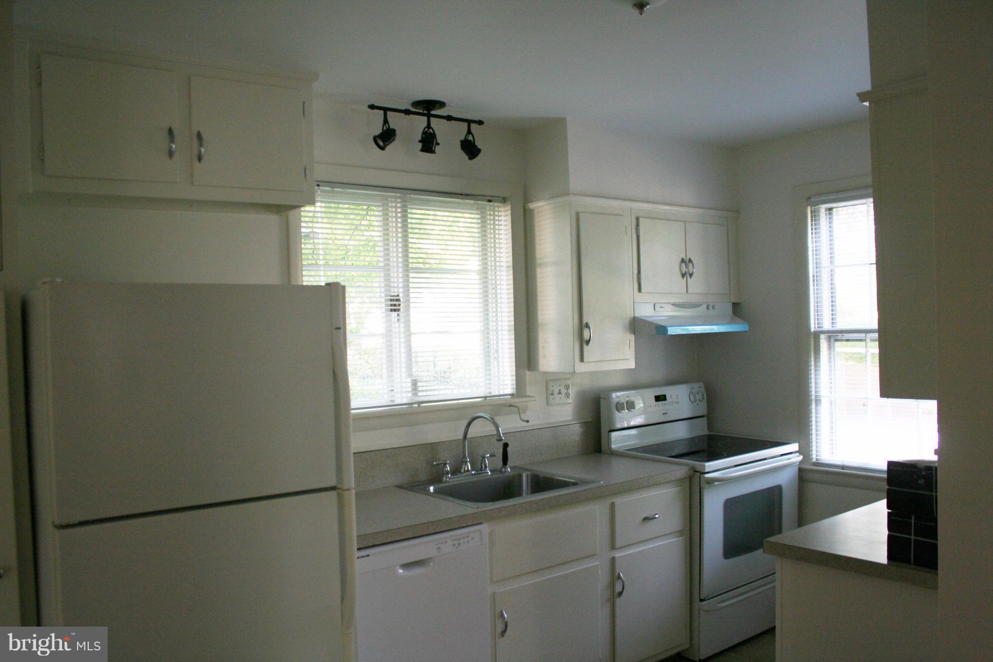 NORTH CHEVY CHASE - Residential Lease