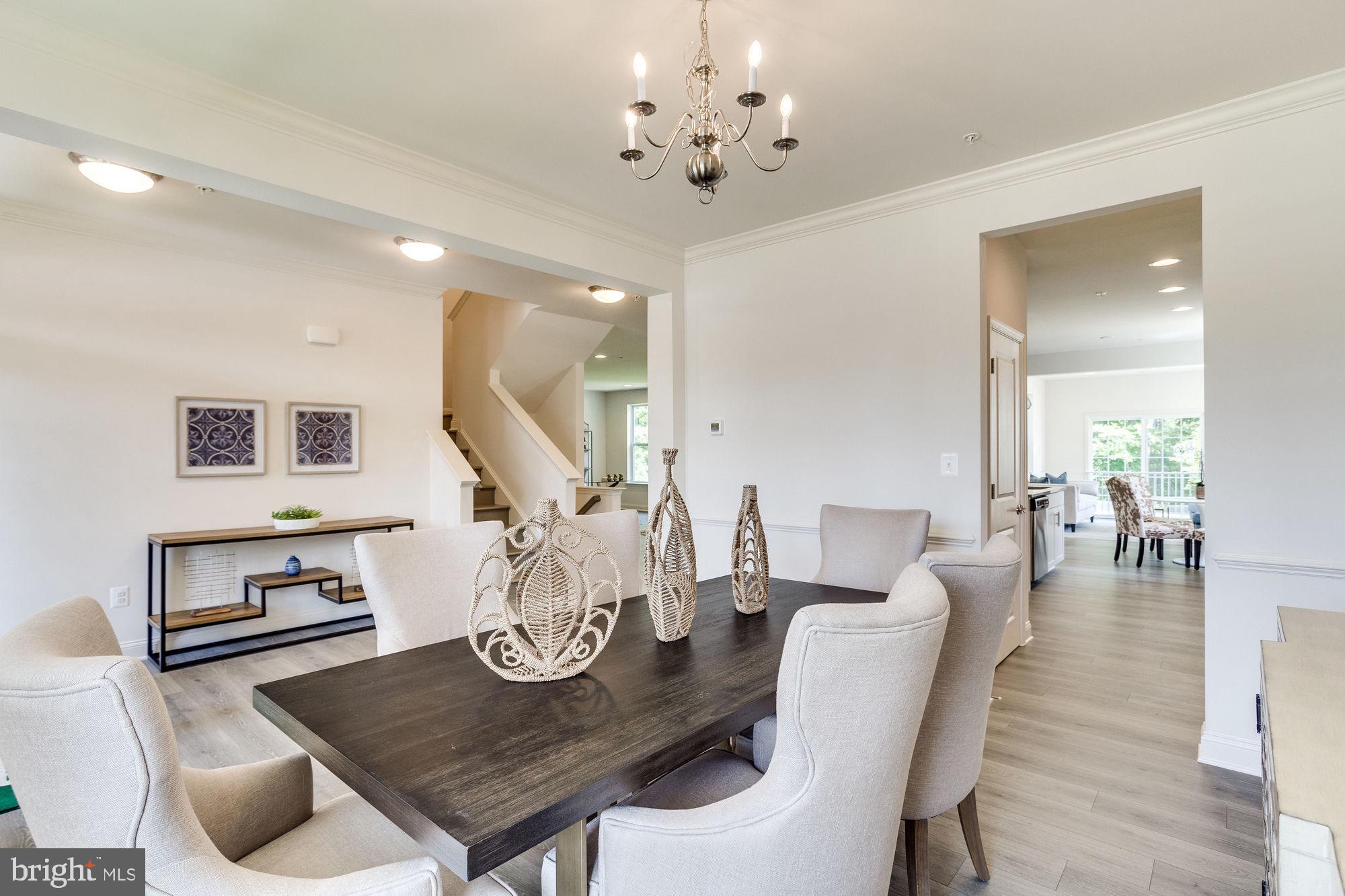 KINGSVIEW KNOLLS - Residential