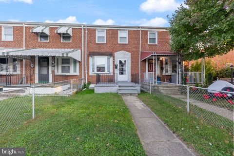 Townhouse For Sale - 1943 Dineen Drive<br/> DUNDALK, MD 21222