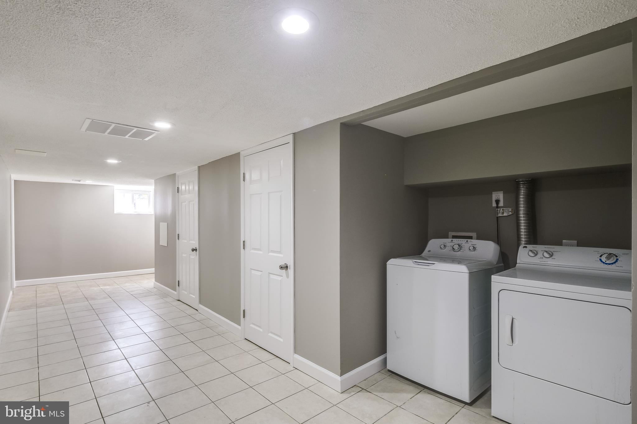 BROWNS - Residential