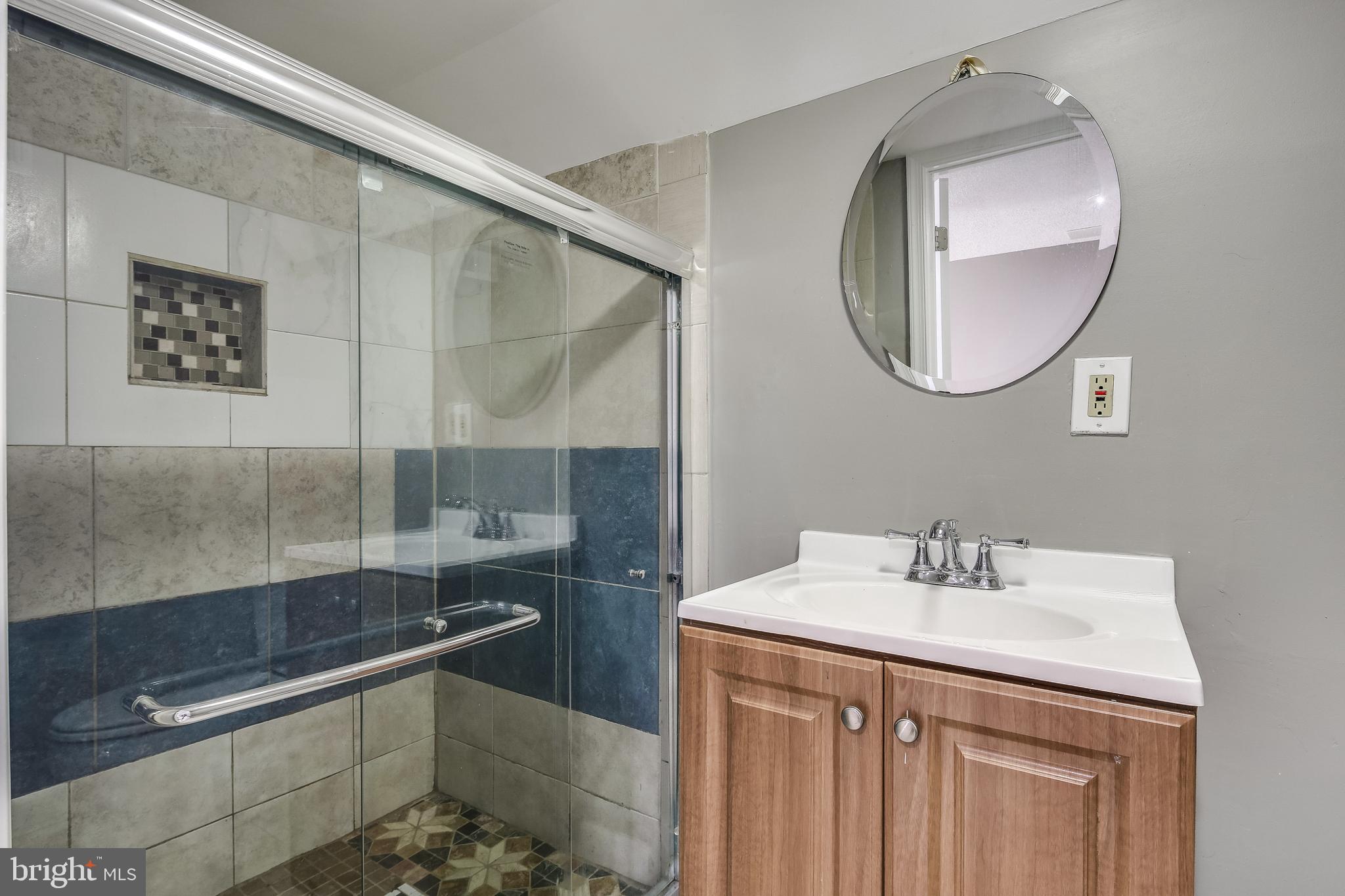 BROWNS - Residential