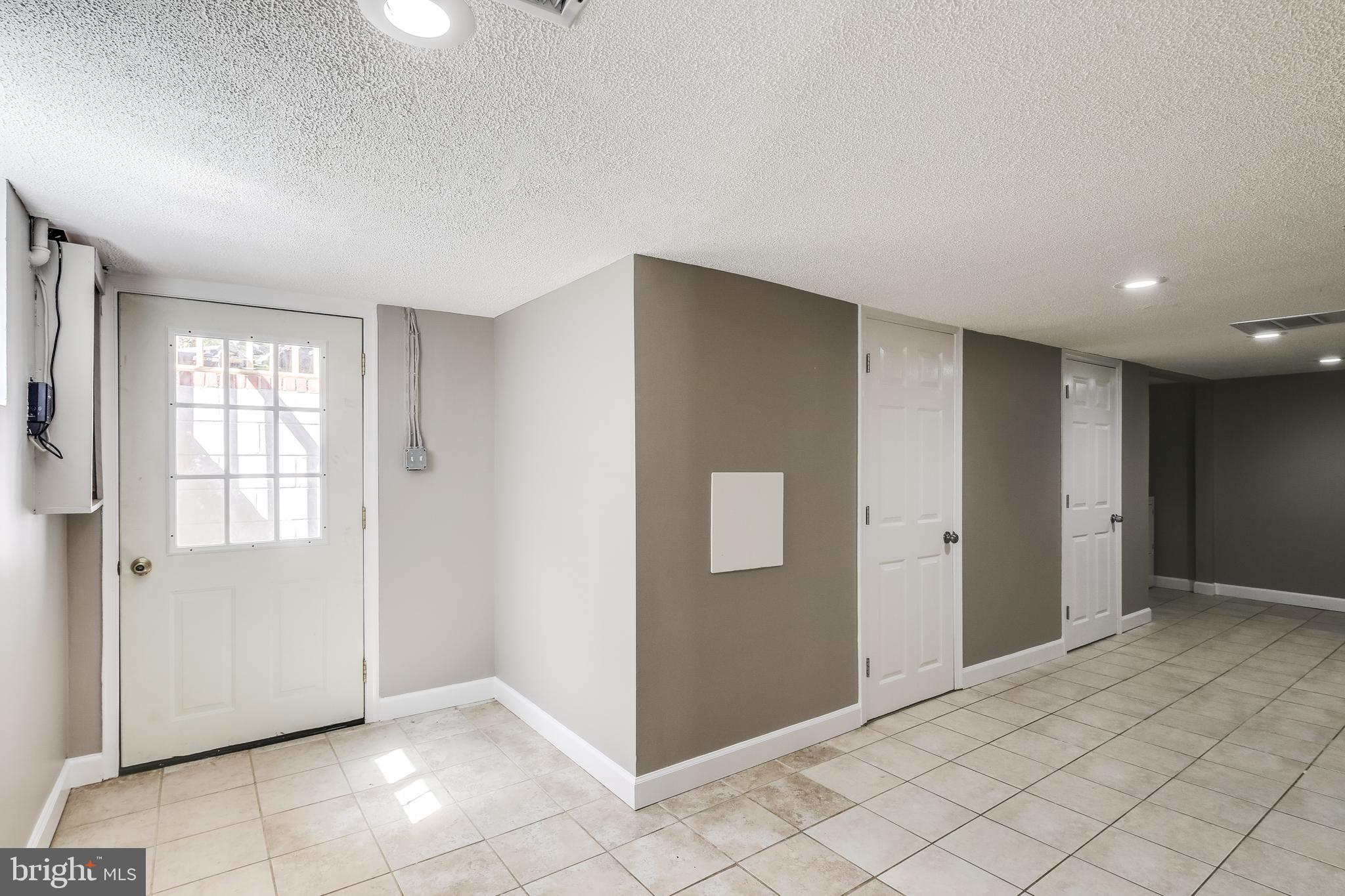 BROWNS - Residential