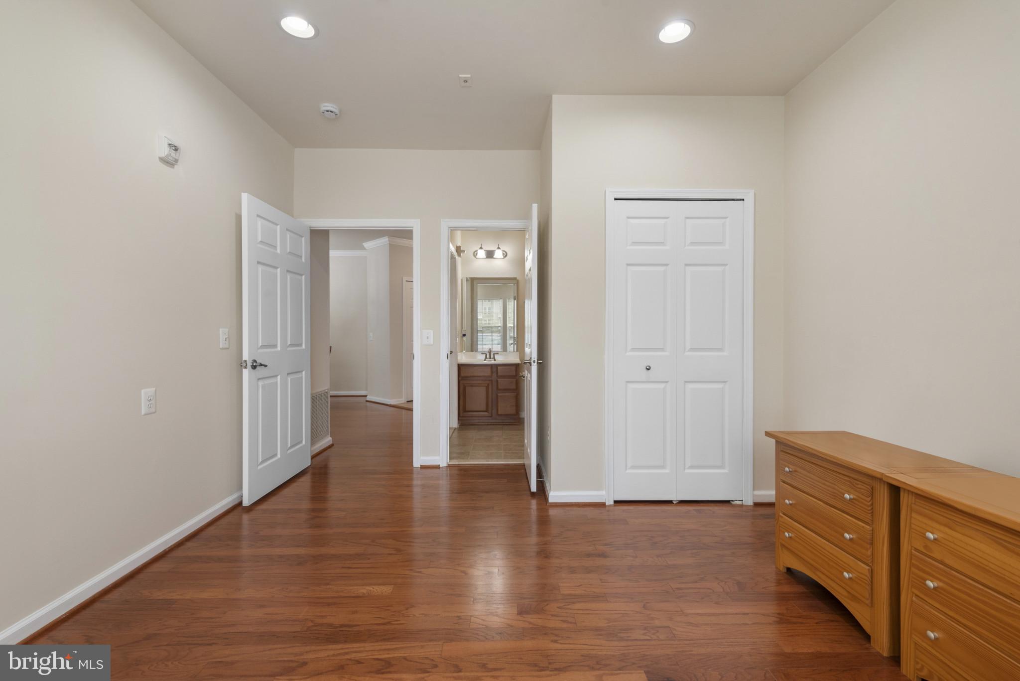 STONEY RUN - Residential