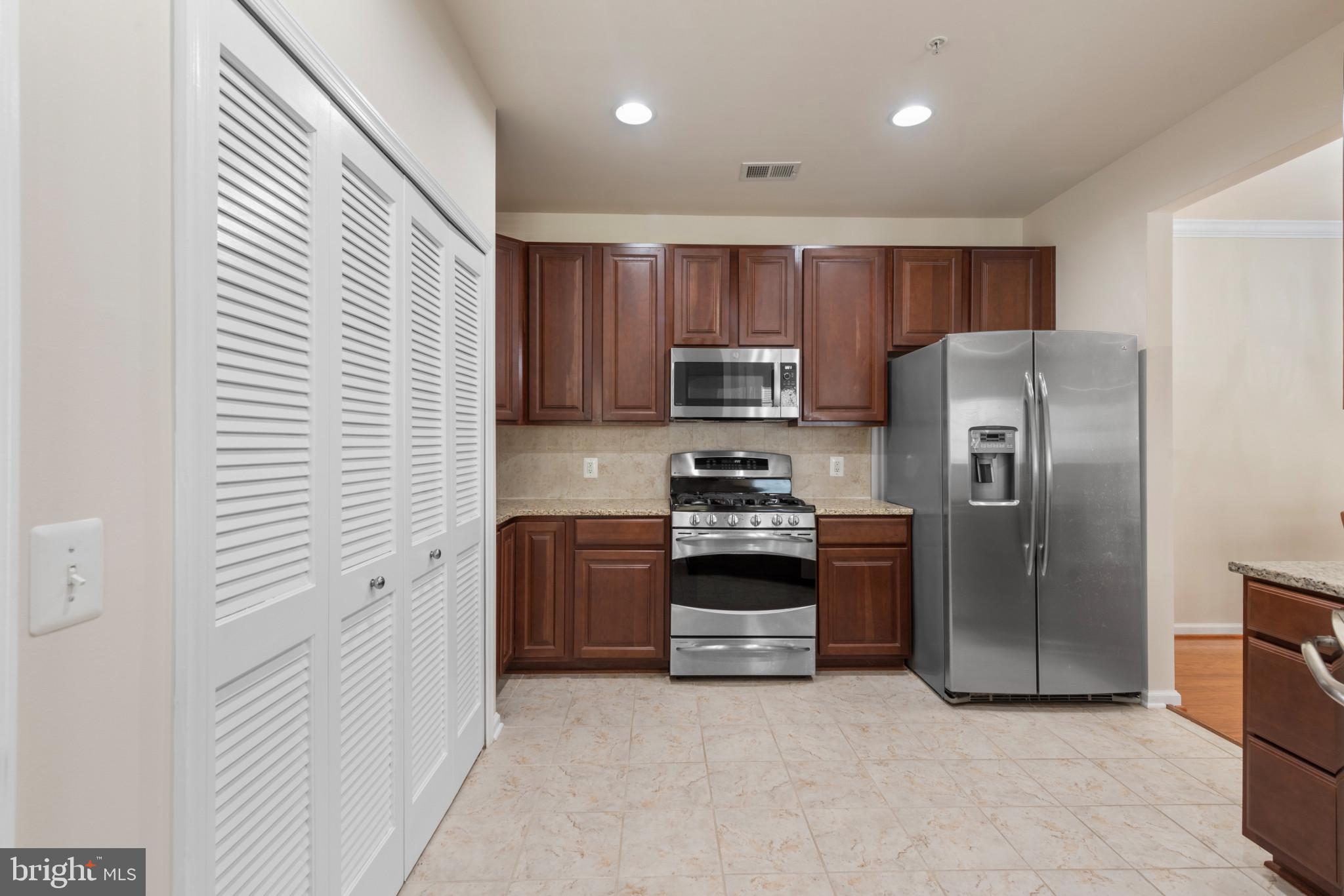 STONEY RUN - Residential