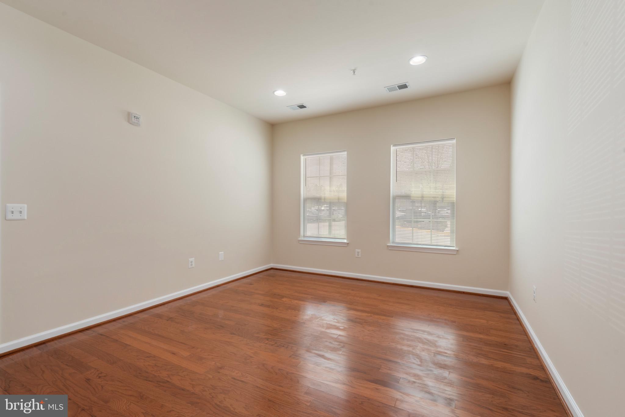 STONEY RUN - Residential