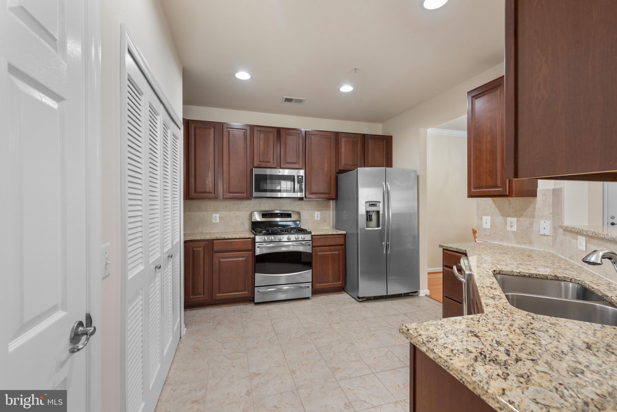 STONEY RUN - Residential