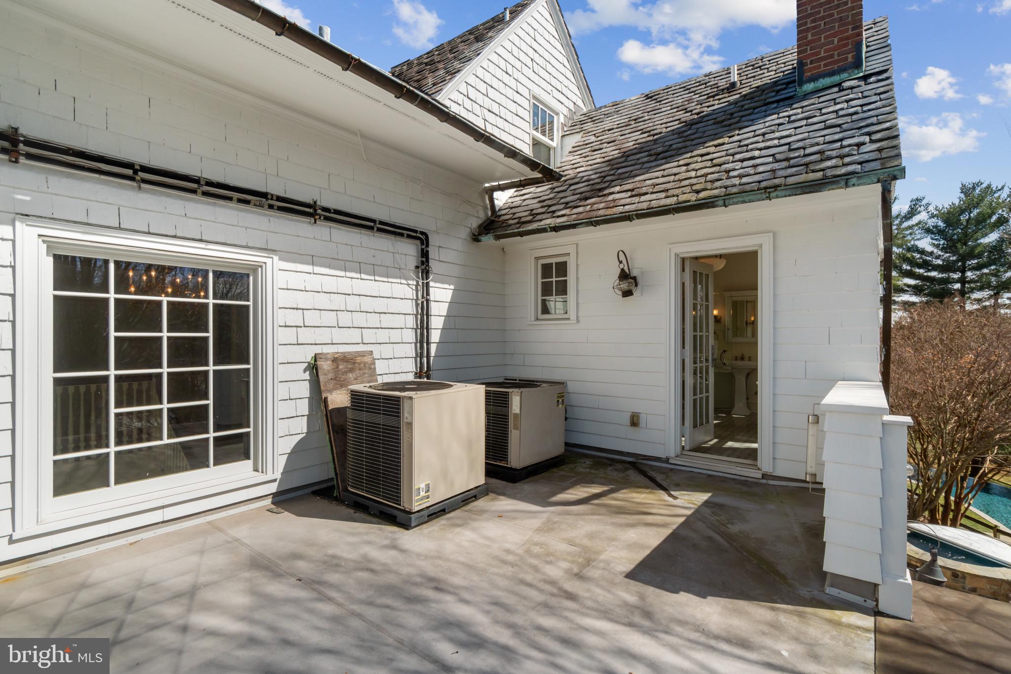 RUXTON - Residential