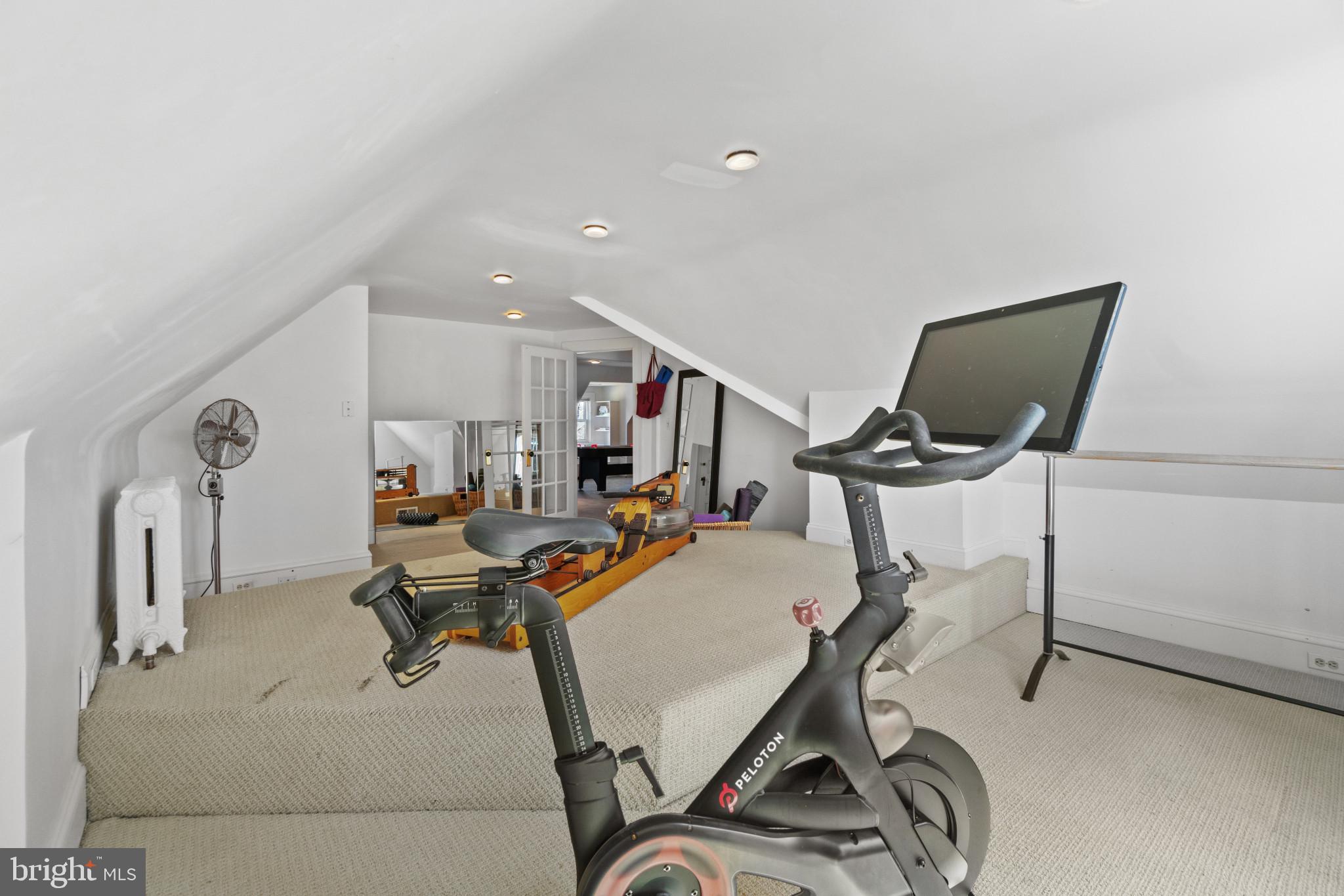 RUXTON - Residential