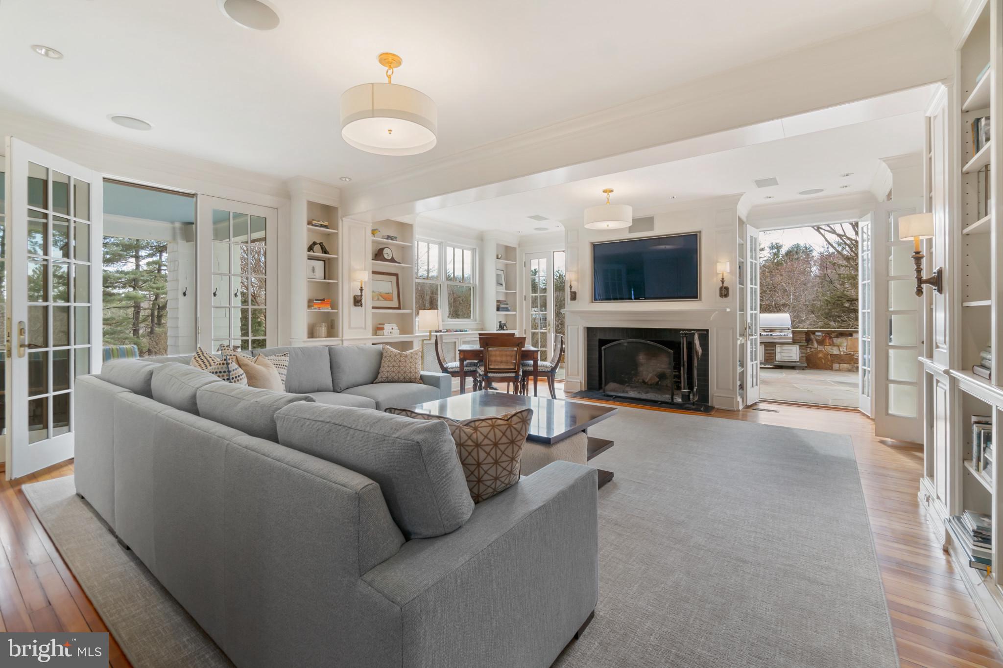 RUXTON - Residential